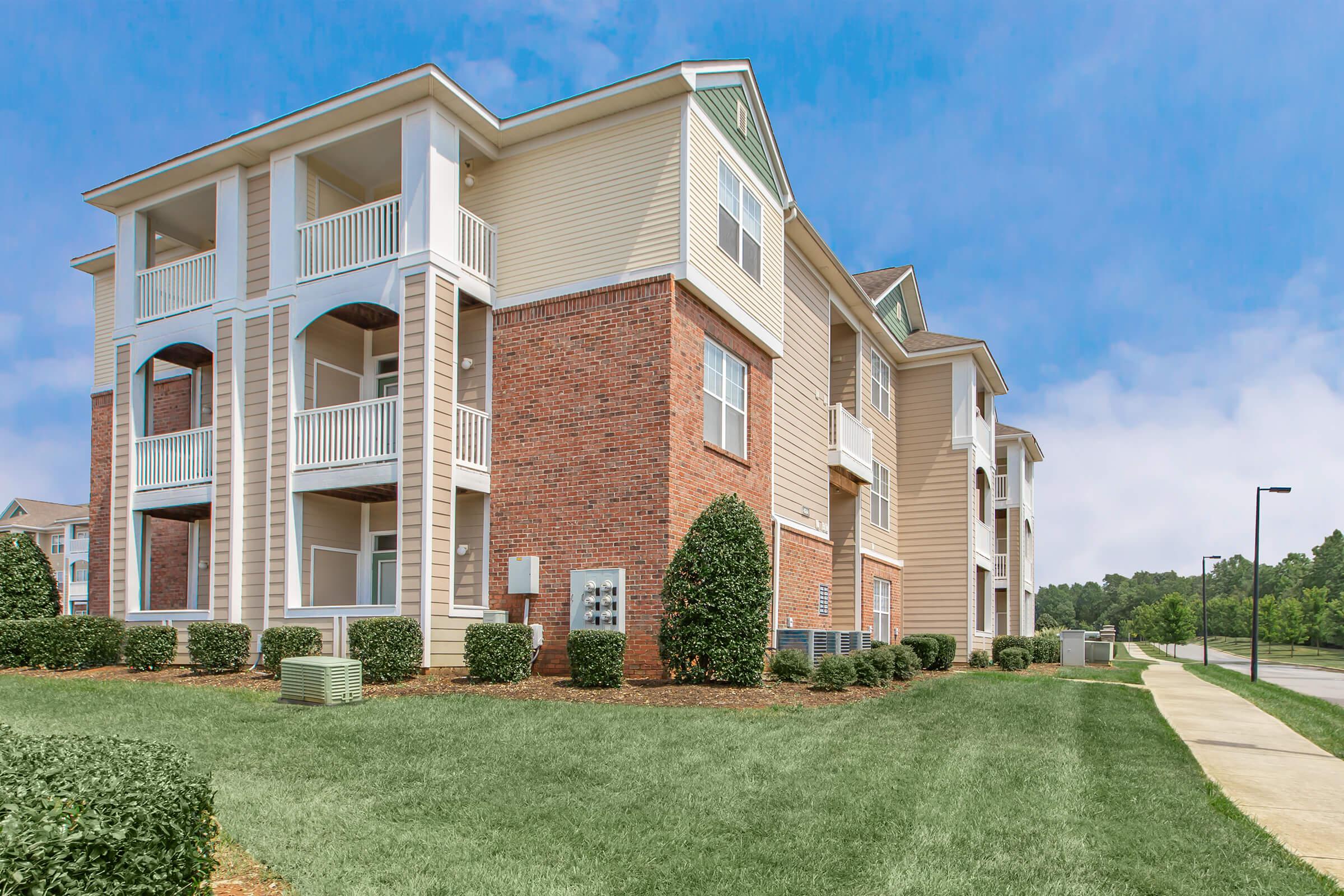Enjoy Our Beautifully Manicured Grounds At Heather Ridge In Charolette, North Carolina