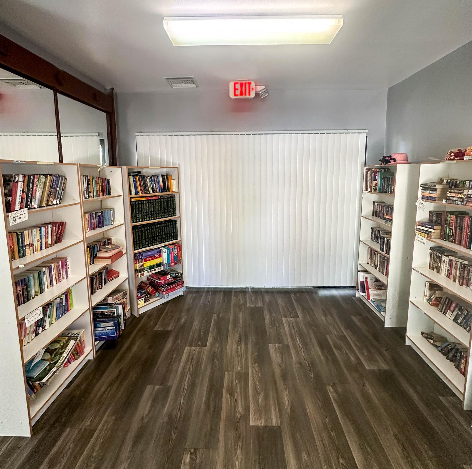 Cedar Town Square community Library