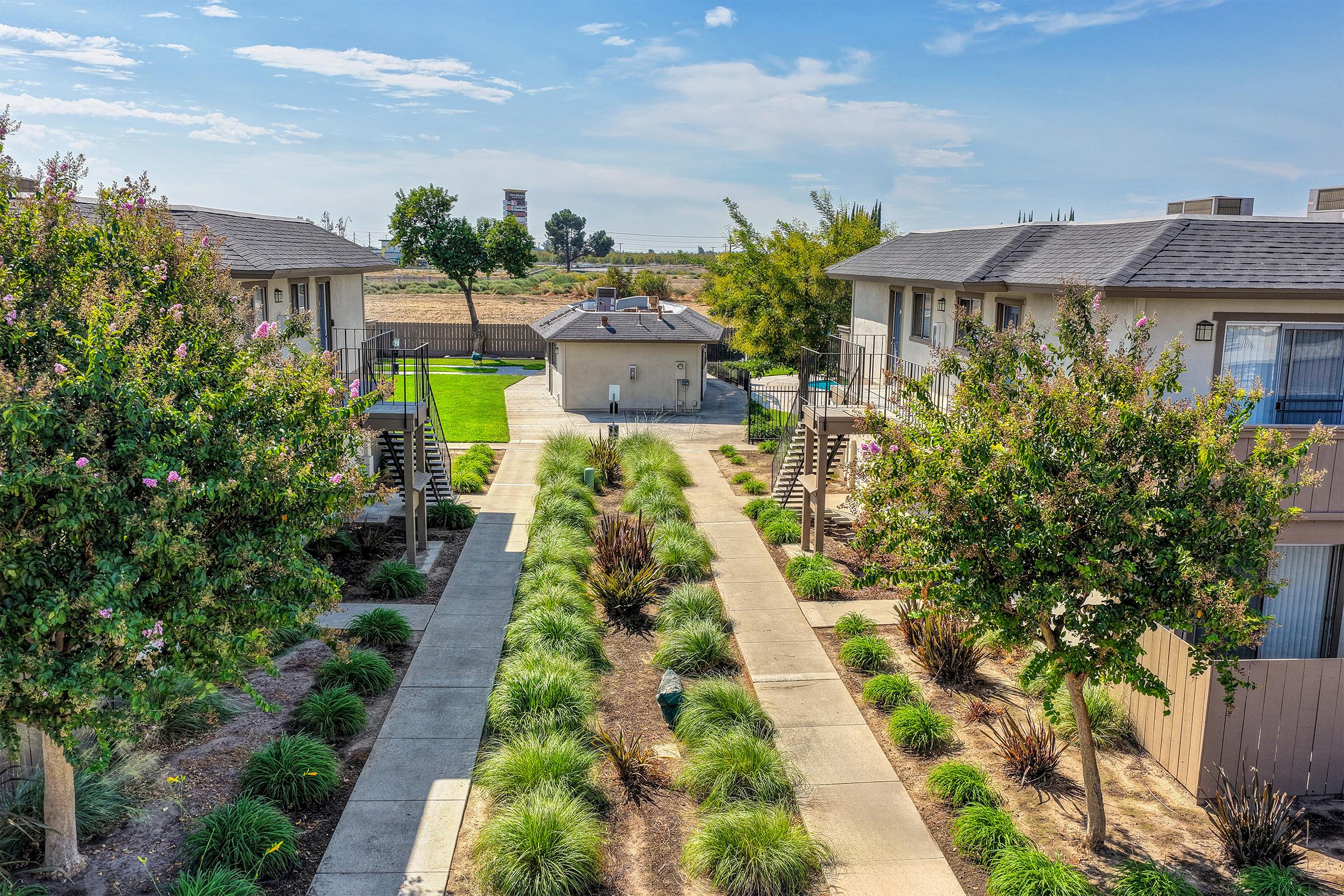 Village Ceres Apts 7 of 8