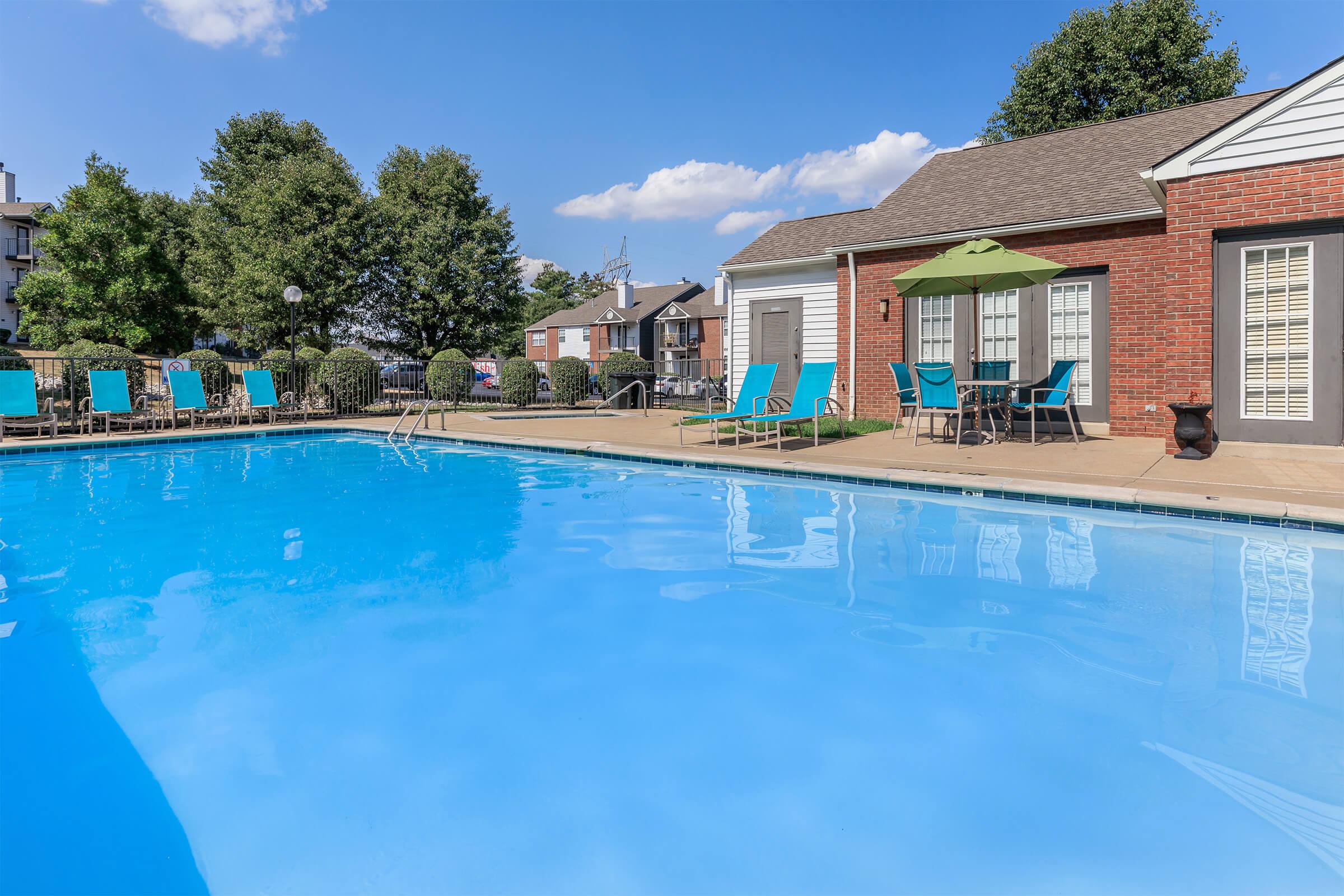 swimming pool in graymere