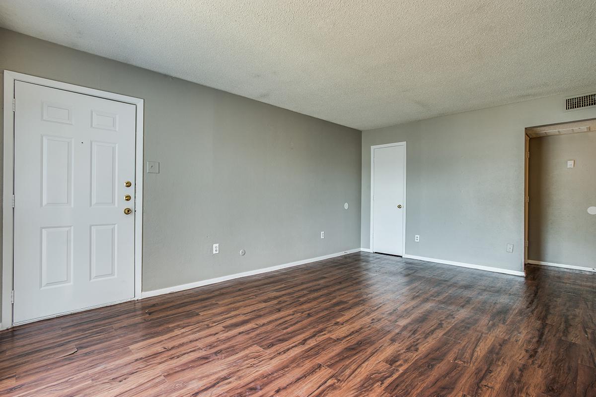 6520-red-sierra-dr-fort-worth-tx-High-Res-15.jpg