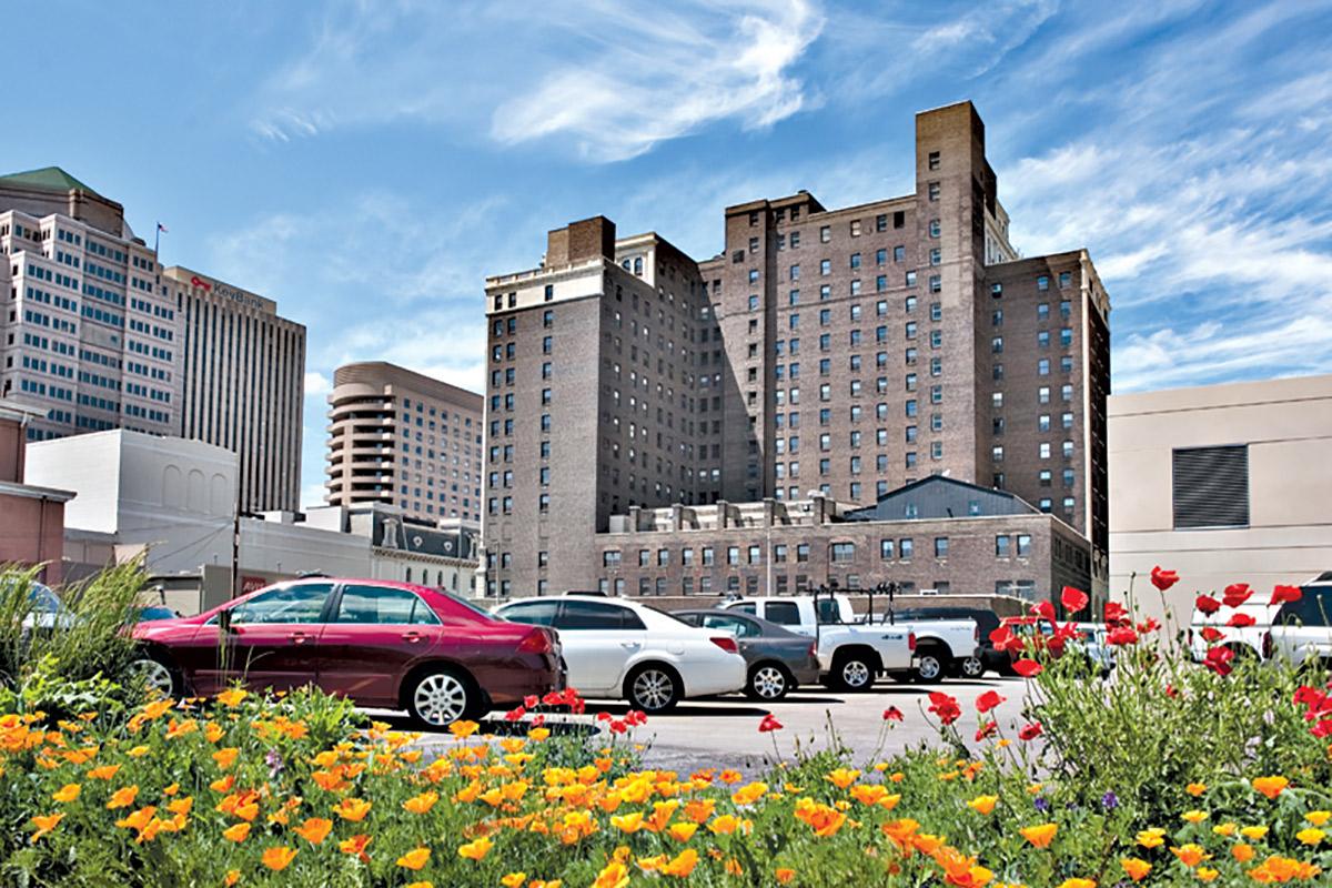 a car parked in front of a building
