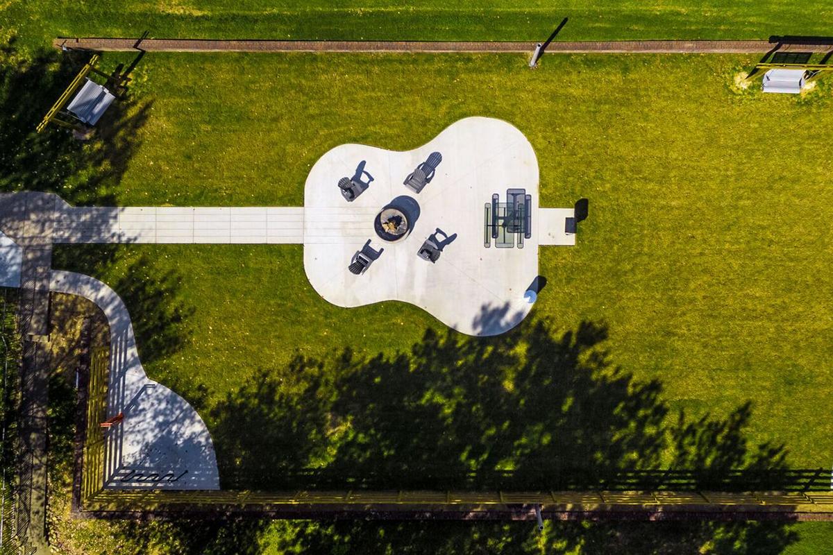 Guitar Shaped Patio with Grill