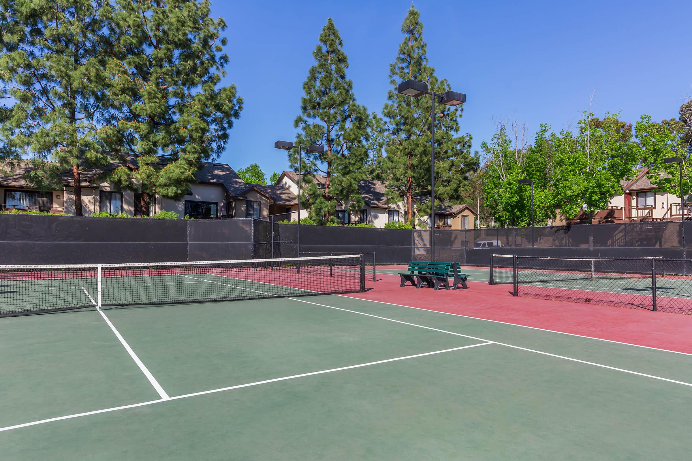 Emerald Court Apartment Homes tennis courts