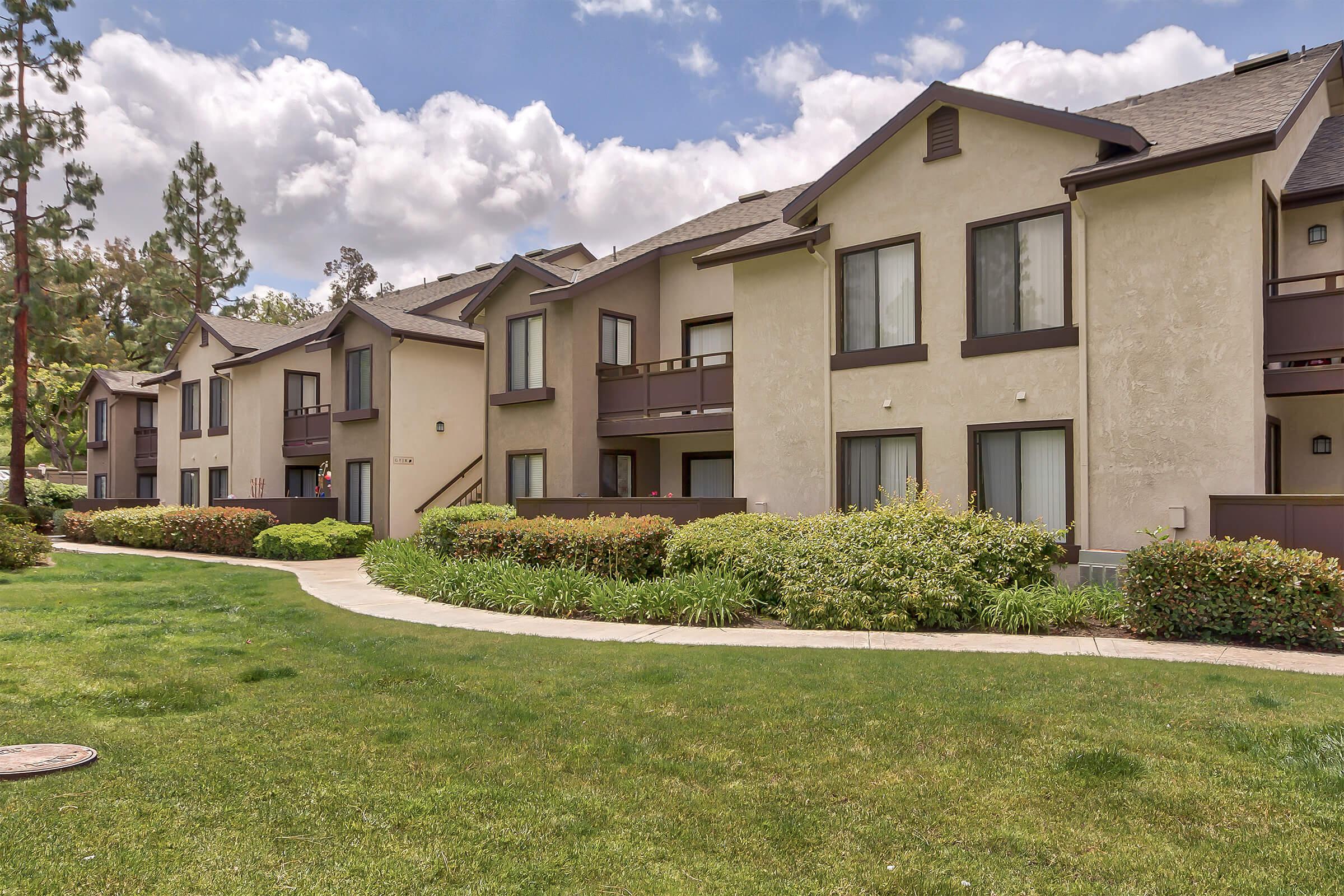 Emerald Court Apartment Homes Photo Gallery