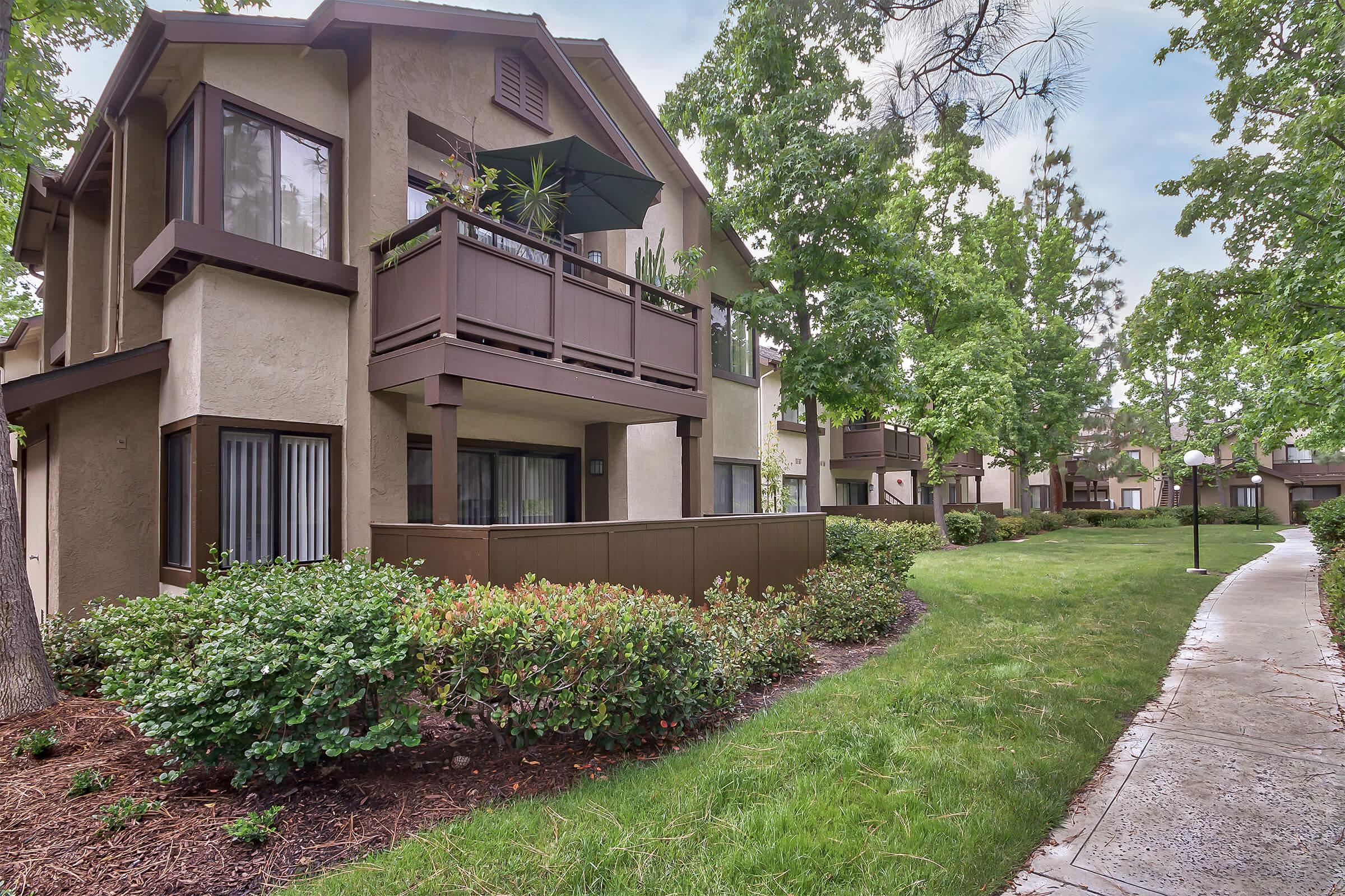 Emerald Court Apartment Homes Photo Gallery