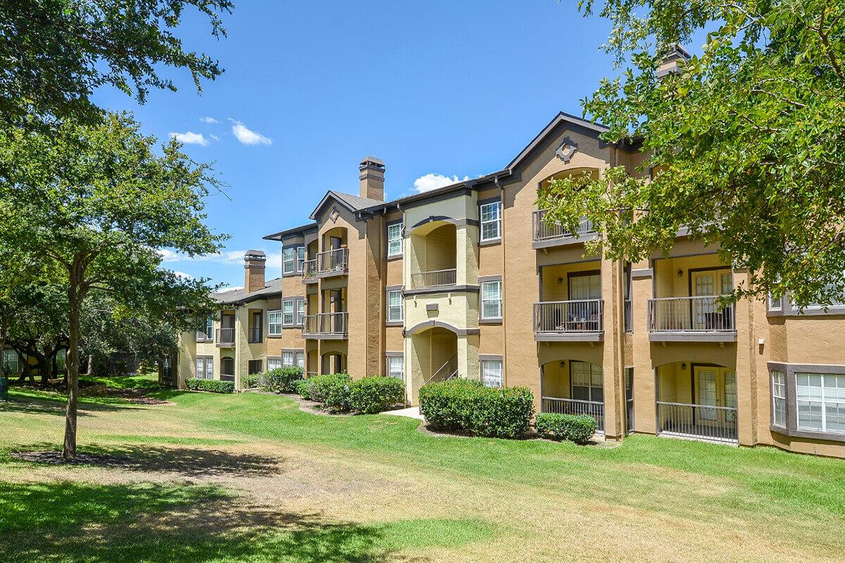The Reserve at Canyon Creek Apartments in San Antonio, TX - Exterior 24.jpg