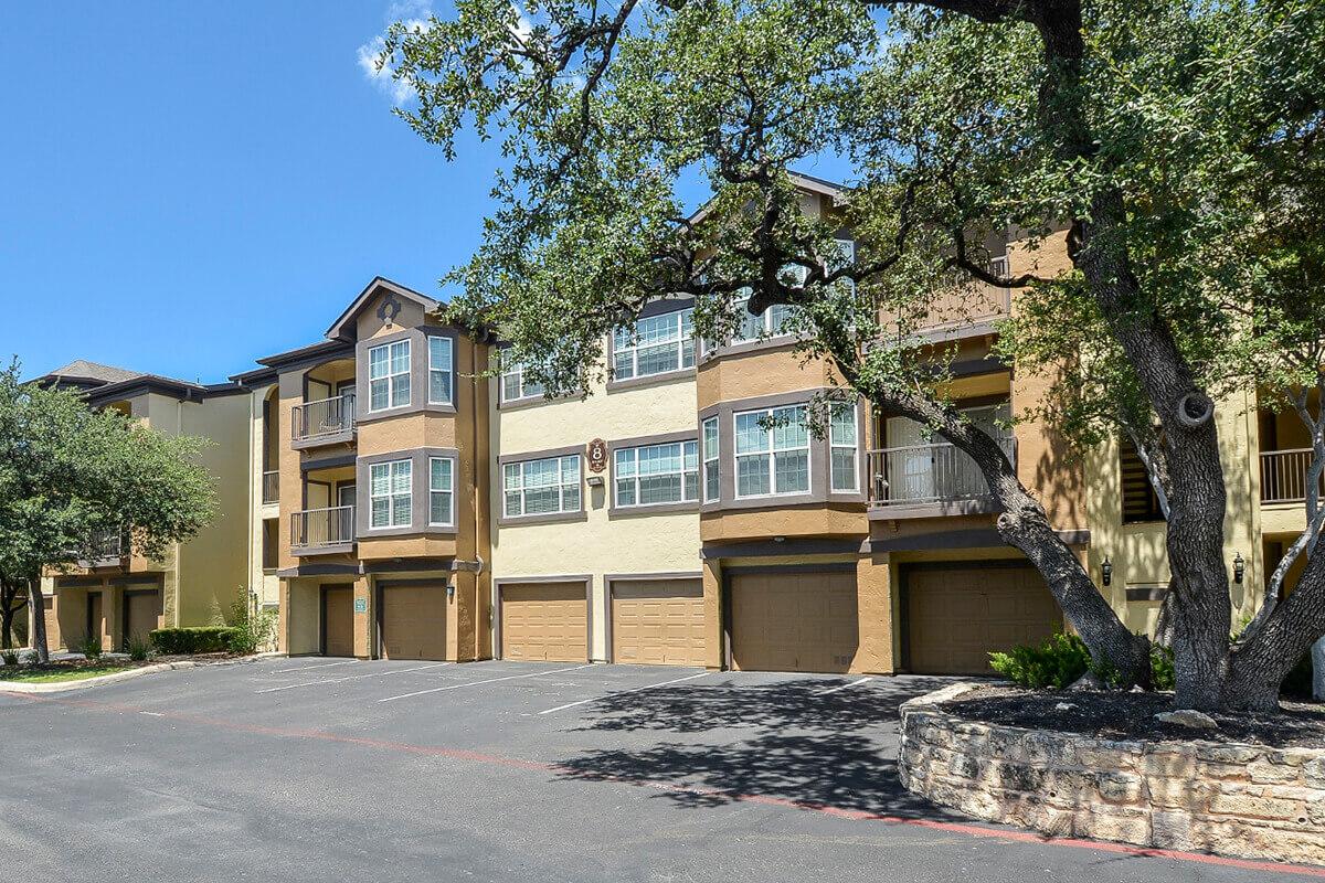 The Reserve at Canyon Creek Apartments in San Antonio, TX - Exterior 28.jpg