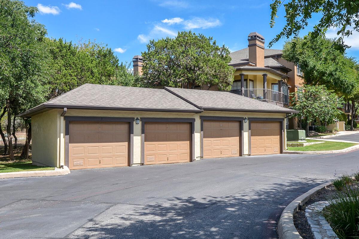 The Reserve at Canyon Creek Apartments in San Antonio, TX - Exterior 36.jpg