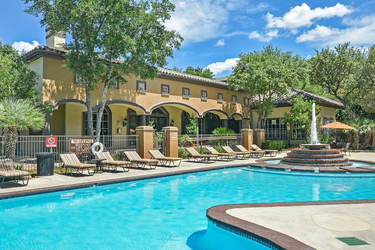 The Reserve at Canyon Creek Apartments in San Antonio, TX - Swimming Pool 14.jpg