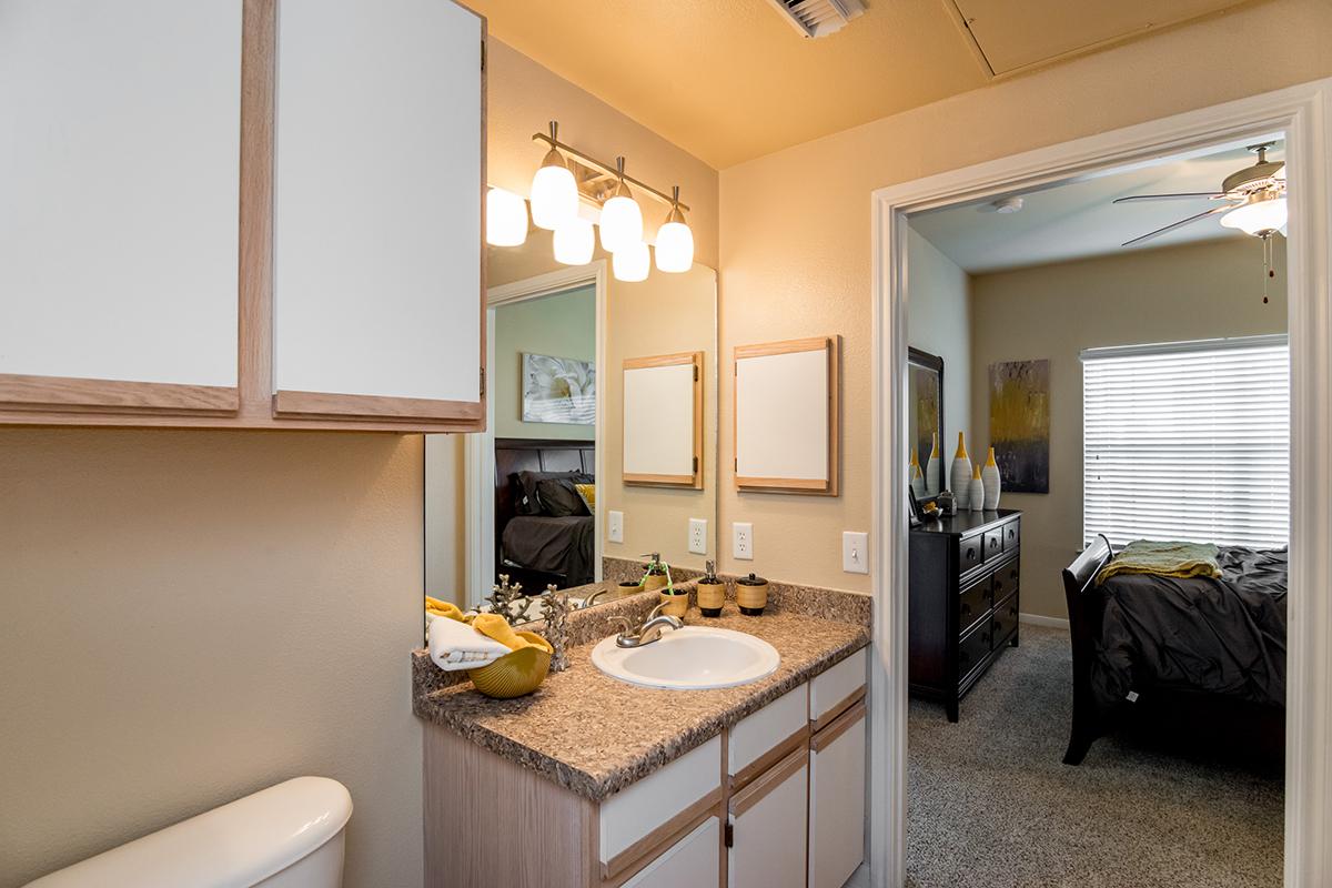 The Reserve at Canyon Creek Apartments in San Antonio, TX - Interior 16.jpg