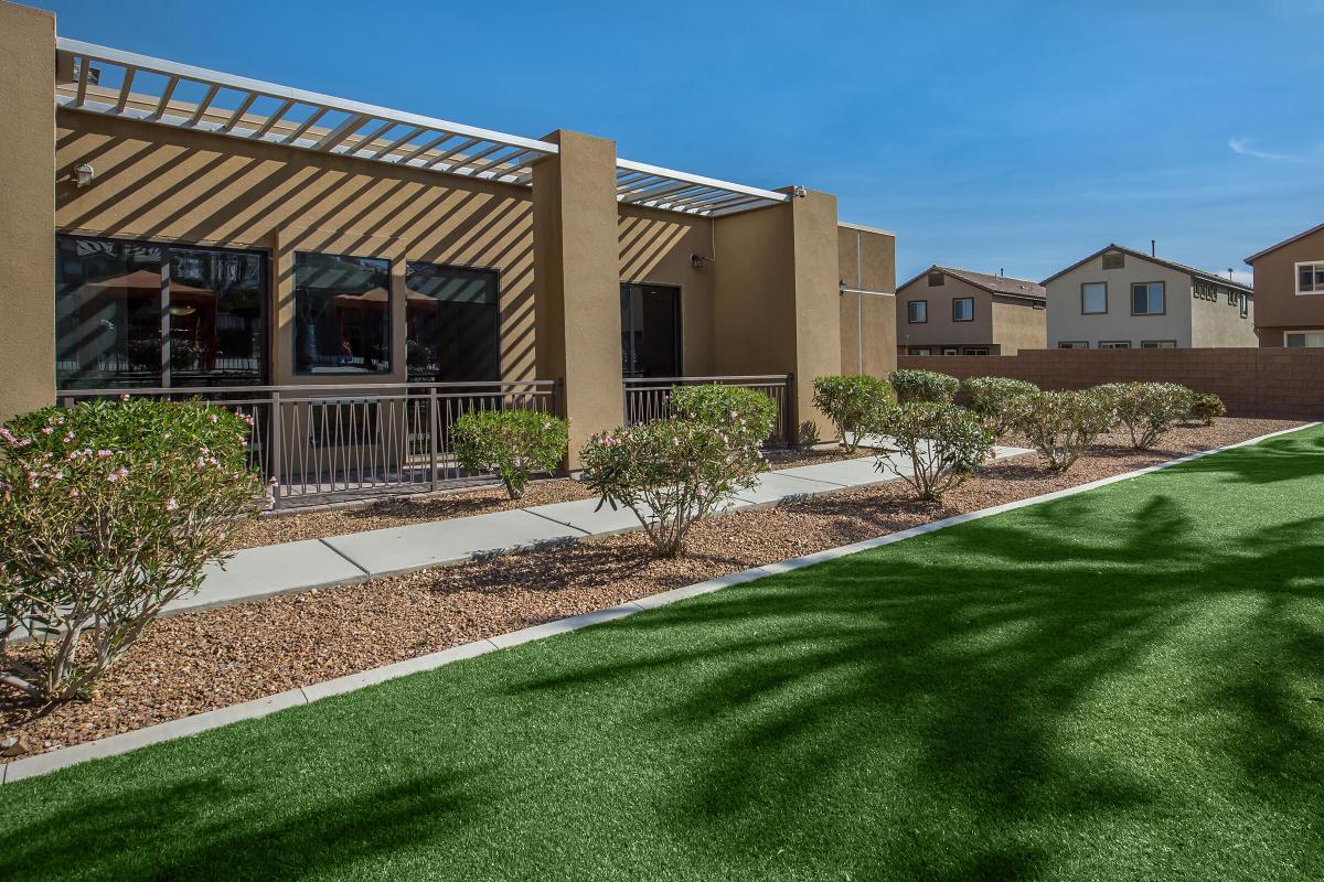 24-HOUR ON-CALL AND EMERGENCY MAINTENANCE AT ECHELON AT CENTENNIAL HILLS IN LAS VEGAS