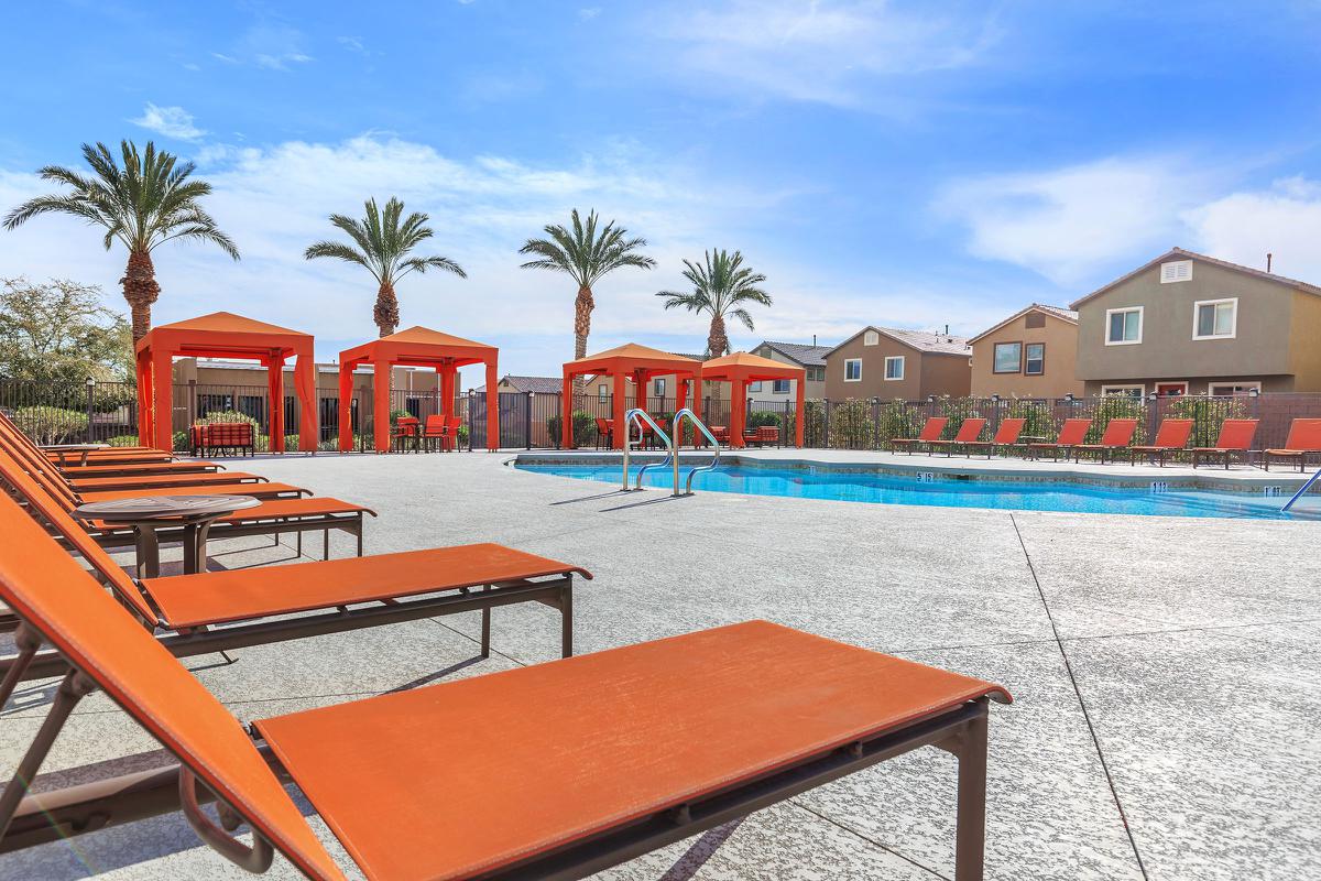 ECHELON AT CENTENNIAL HILLS IN LAS VEGAS HAS A POOL WITH SUNDECK