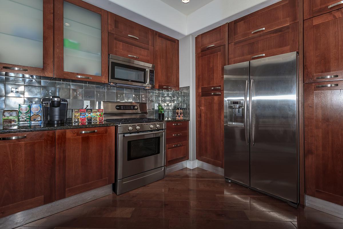 STAINLESS STEEL APPLIANCES AT ECHELON AT CENTENNIAL HILLS IN LAS VEGAS