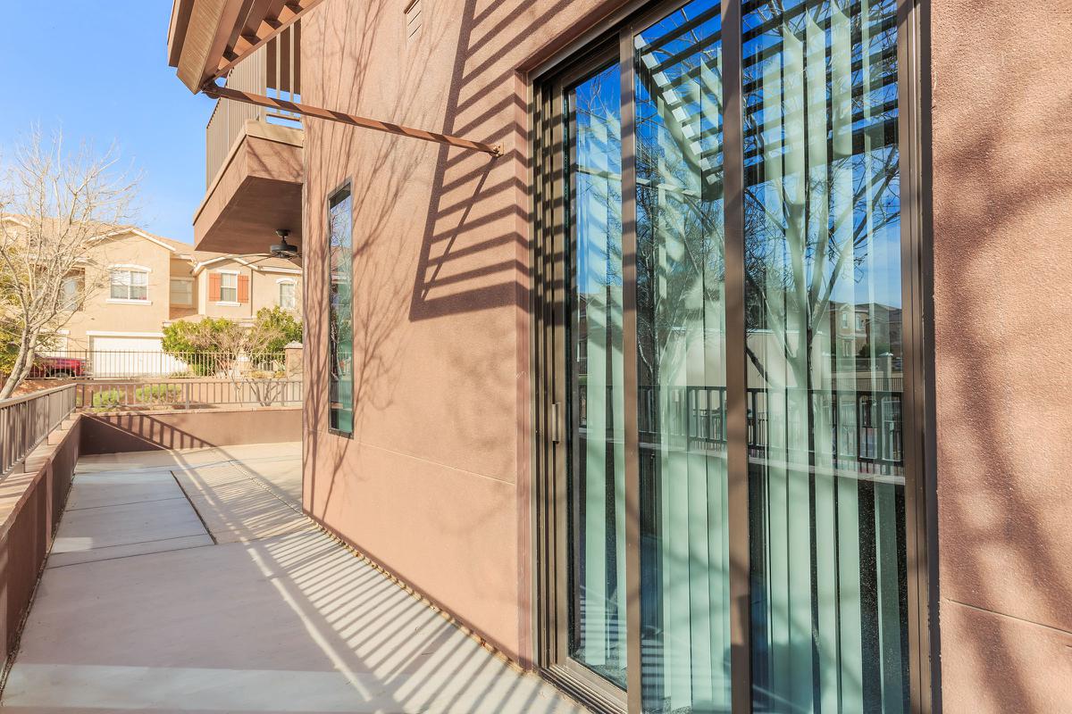 ECHELON AT CENTENNIAL HILLS IN LAS VEGAS HAS OVERSIZED BALCONIES AND PATIOS