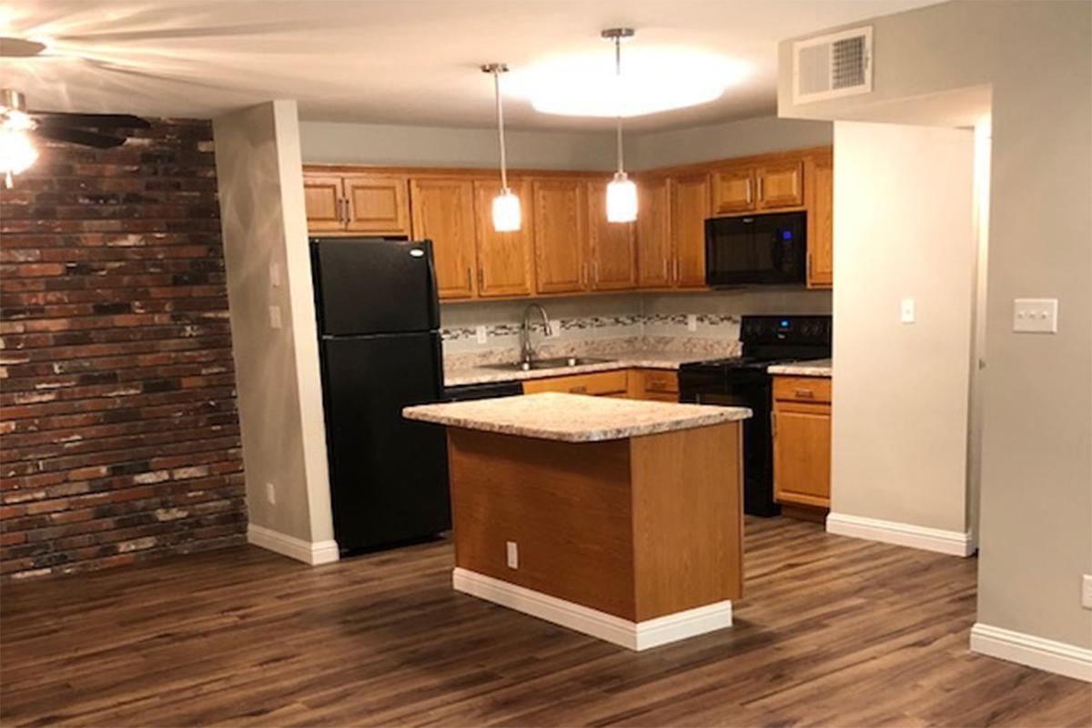 1410D Kitchen 1.jpg