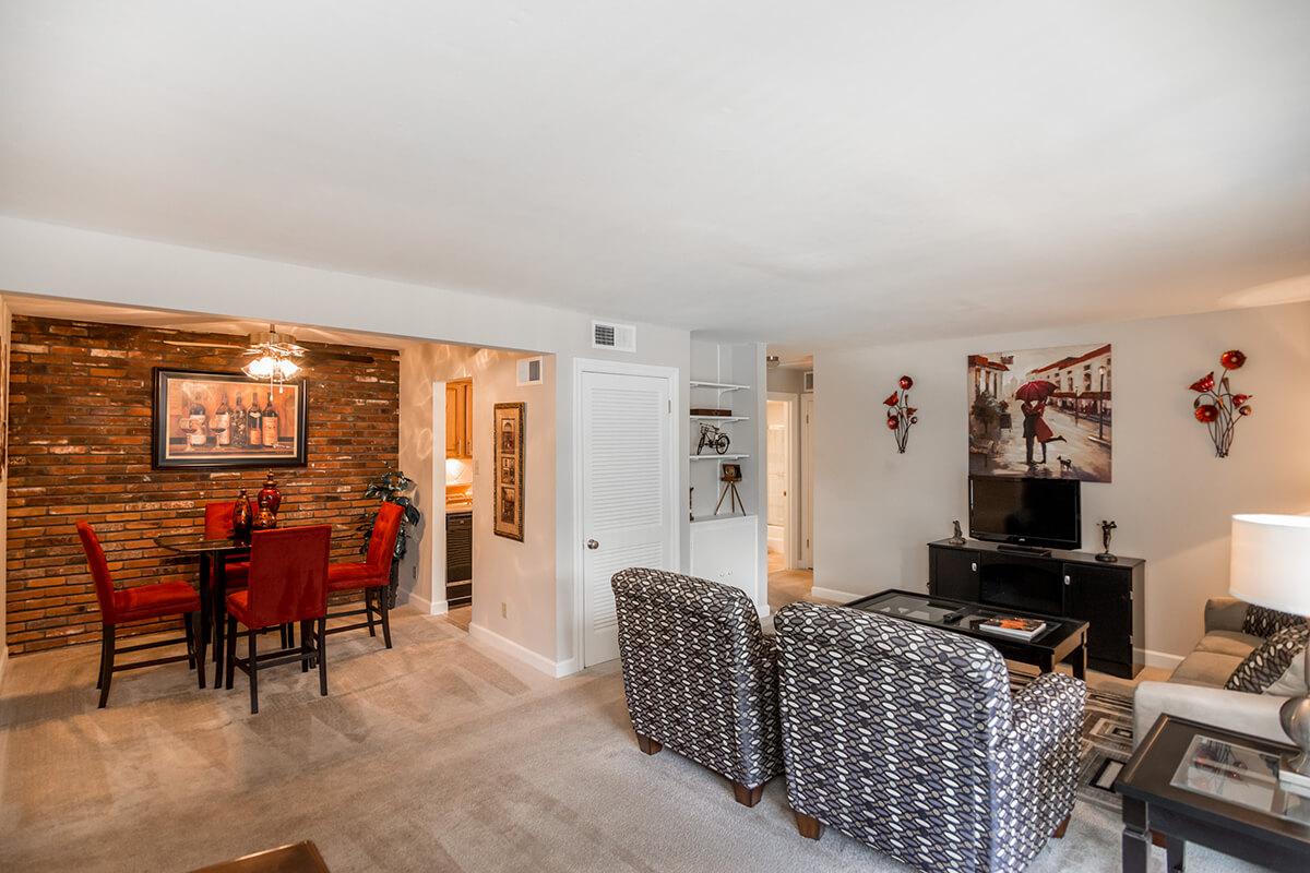Whispering Hills Apartments in Creve Coeur, MO - Interior 05.jpg