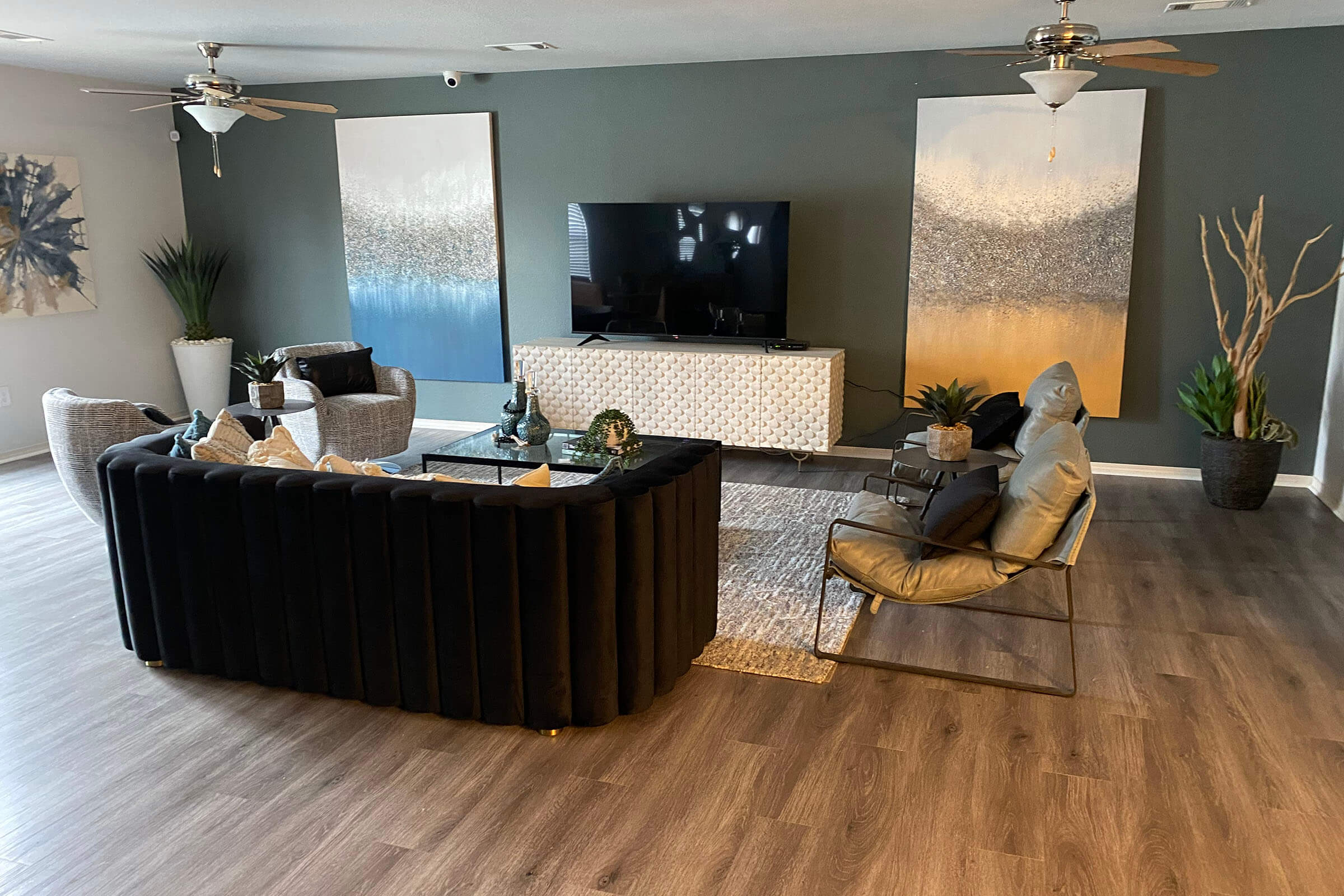 Gallery Rena Valley Apartments in Van Buren, AR