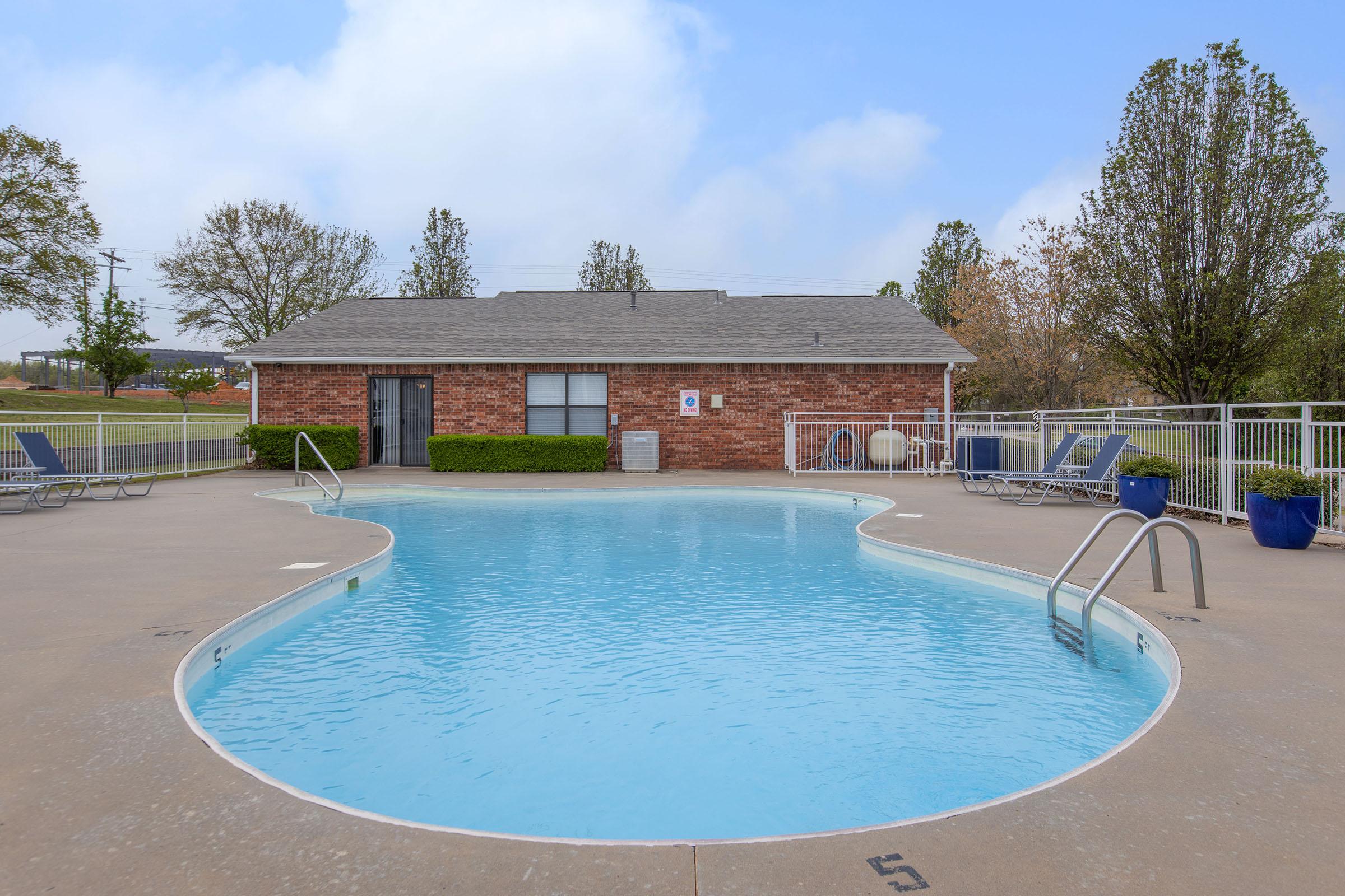 Gallery Rena Valley Apartments in Van Buren, AR