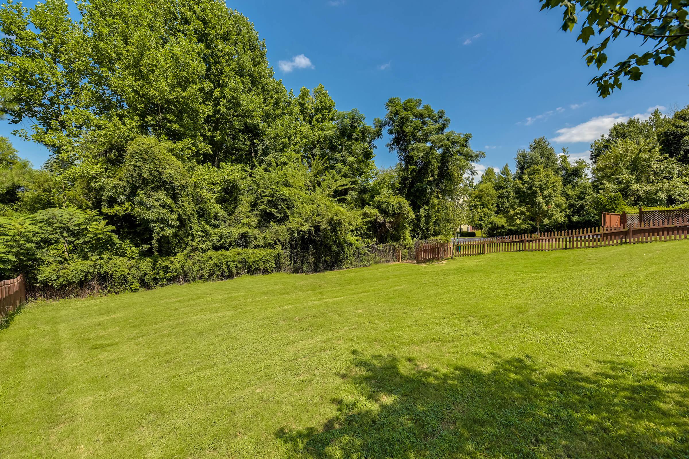 Walden Glen Apartments in Evans, GA - Dog Park 03.jpg