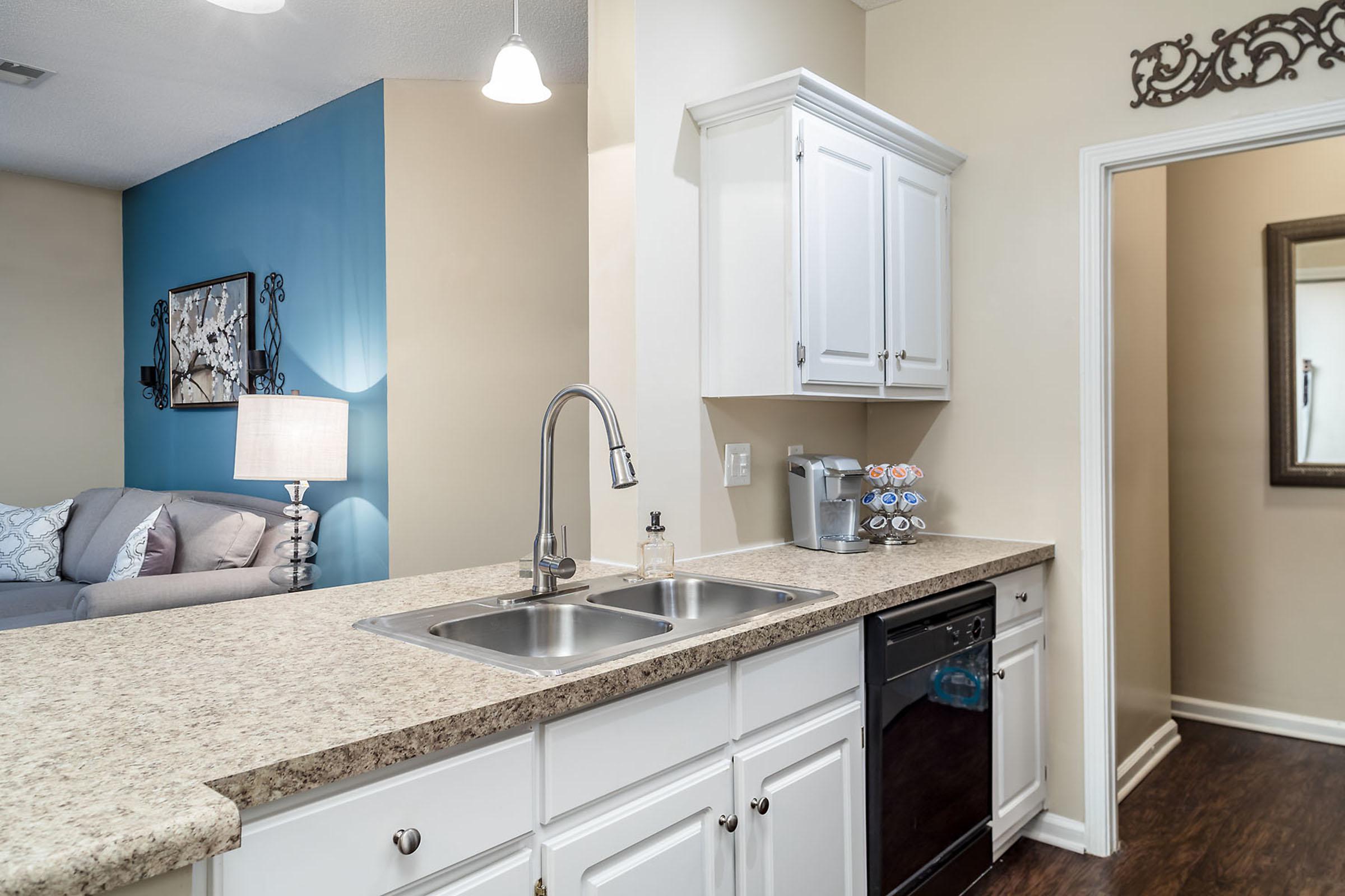 Walden Glen Apartments in Evans, GA - Interior 08.jpg