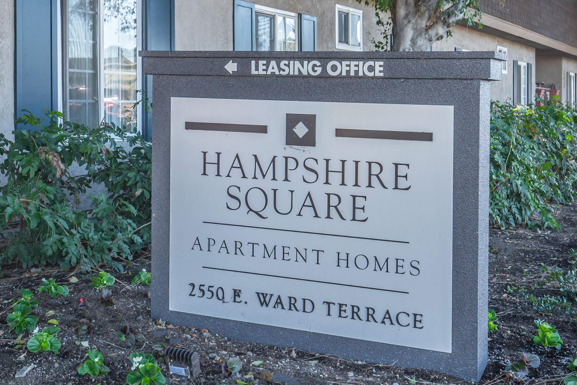 Hampshire Square Apartment Homes monument sign