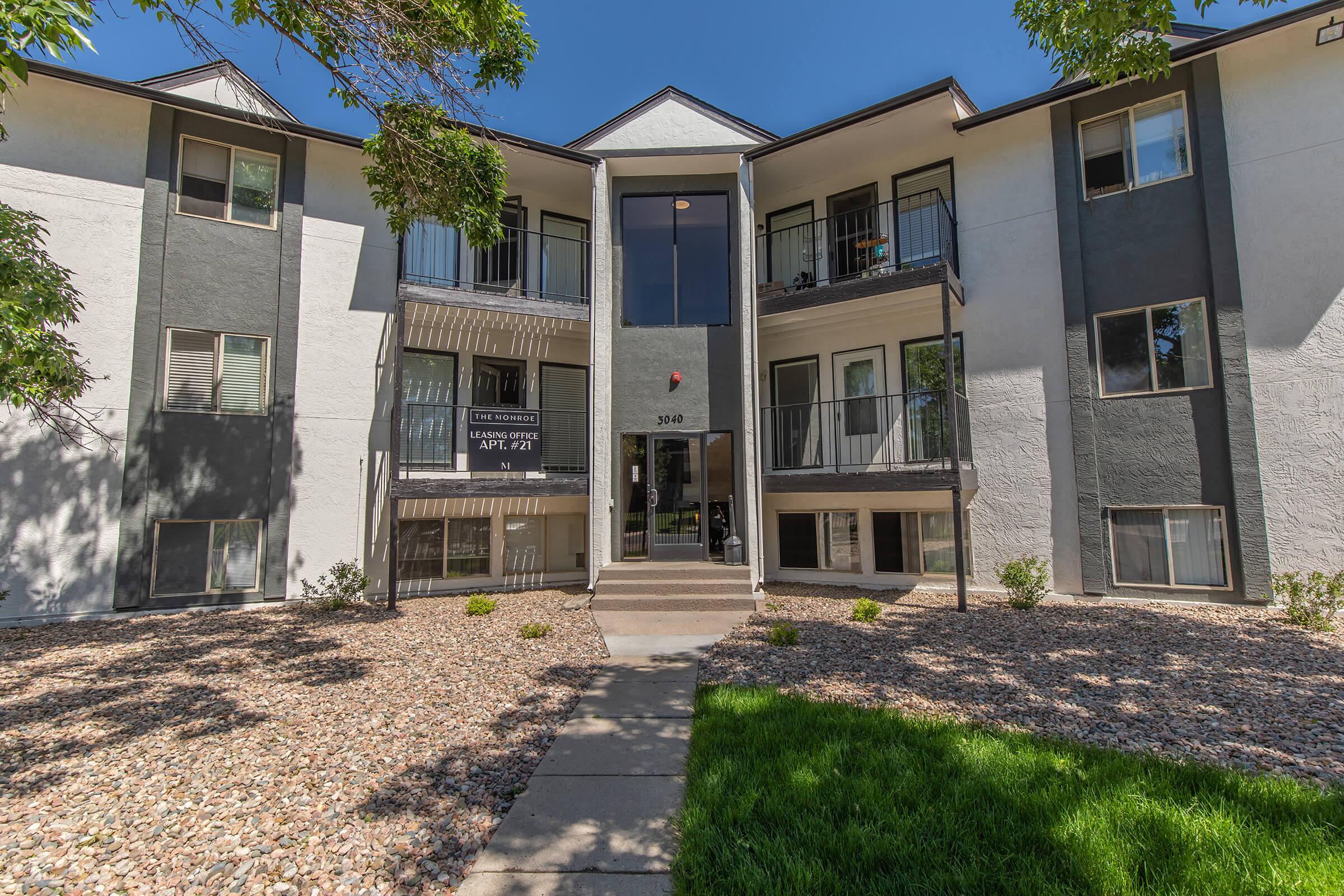 STUDIO, 1, AND 2 BEDROOM APARTMENTS FOR RENT IN COLORADO SPRINGS, COLORADO