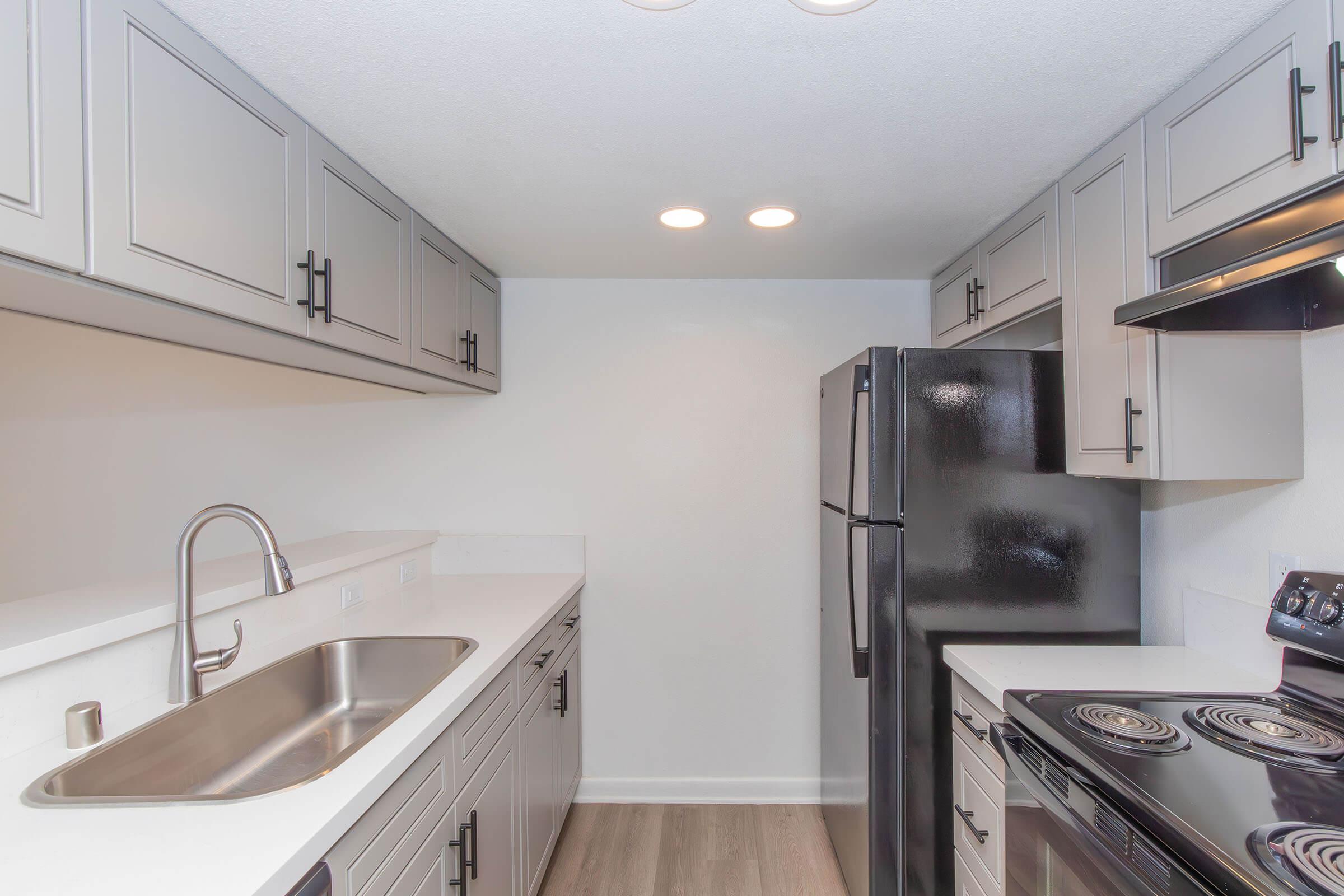 Glenoaks Terrace Apartments 3 of 3