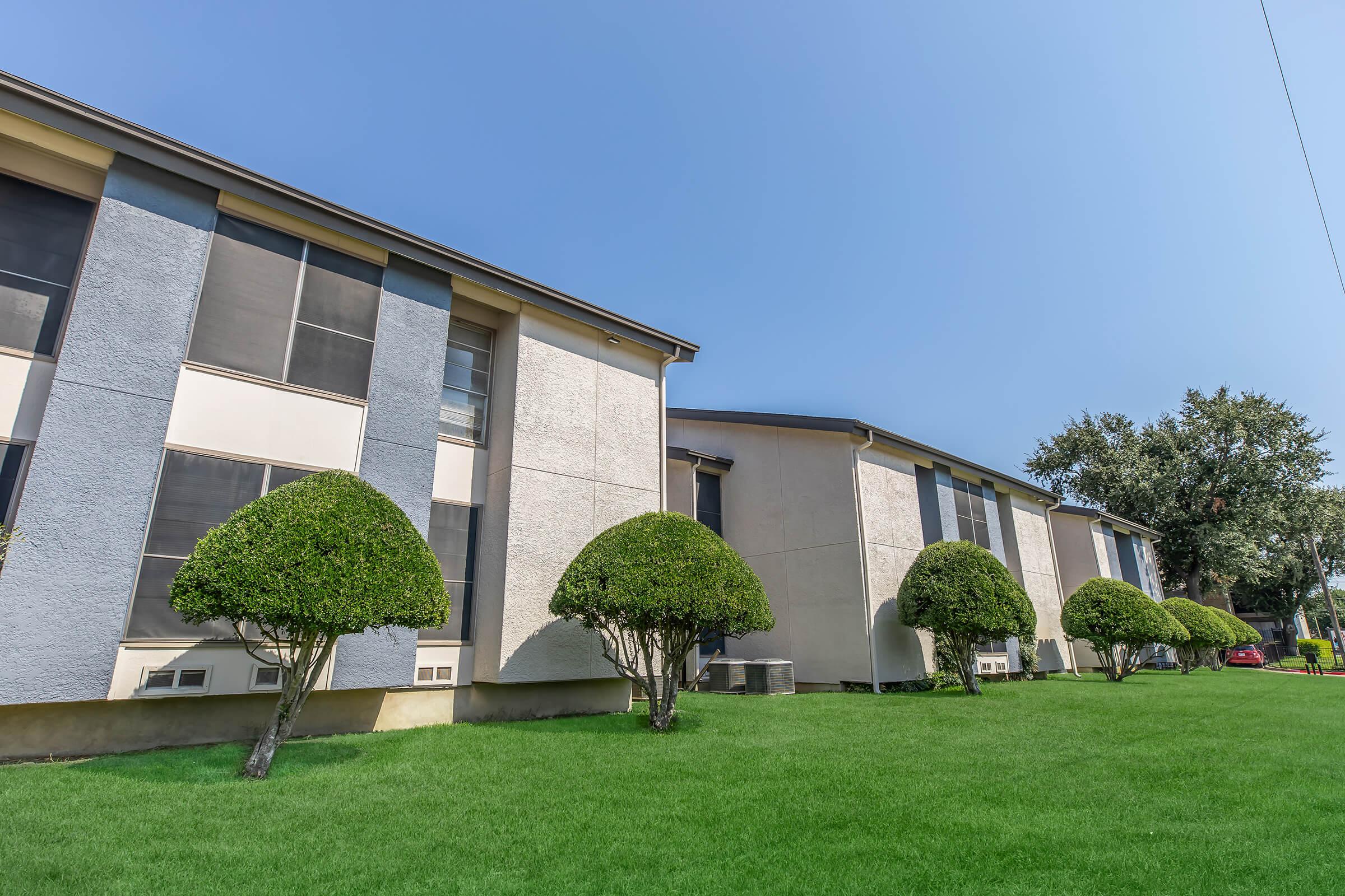 Lakeview Green | Birmingham, AL – Luxury Condominiums, image size:2400x1600