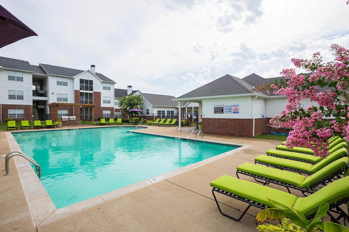 Reserve at Harpers Point Apartments in Murfreesboro, TN - Swimming Pool 01.jpg