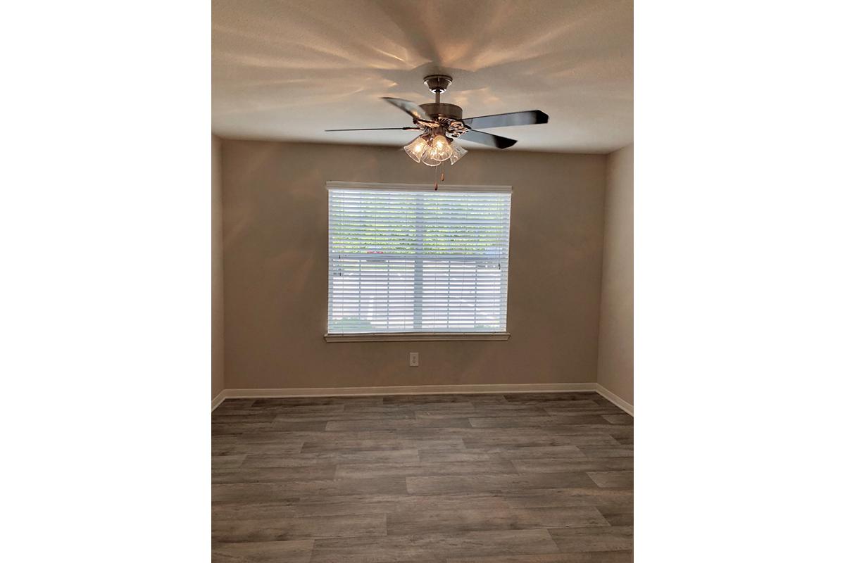 The Reserve at Harper's Point Apartments in Murfreesboro, TN - Interior 05 (960x1280).jpg