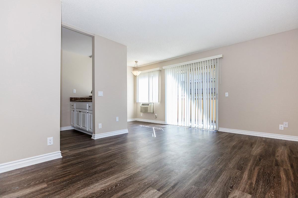 Birchwood Village Apartment Homes Photo Gallery