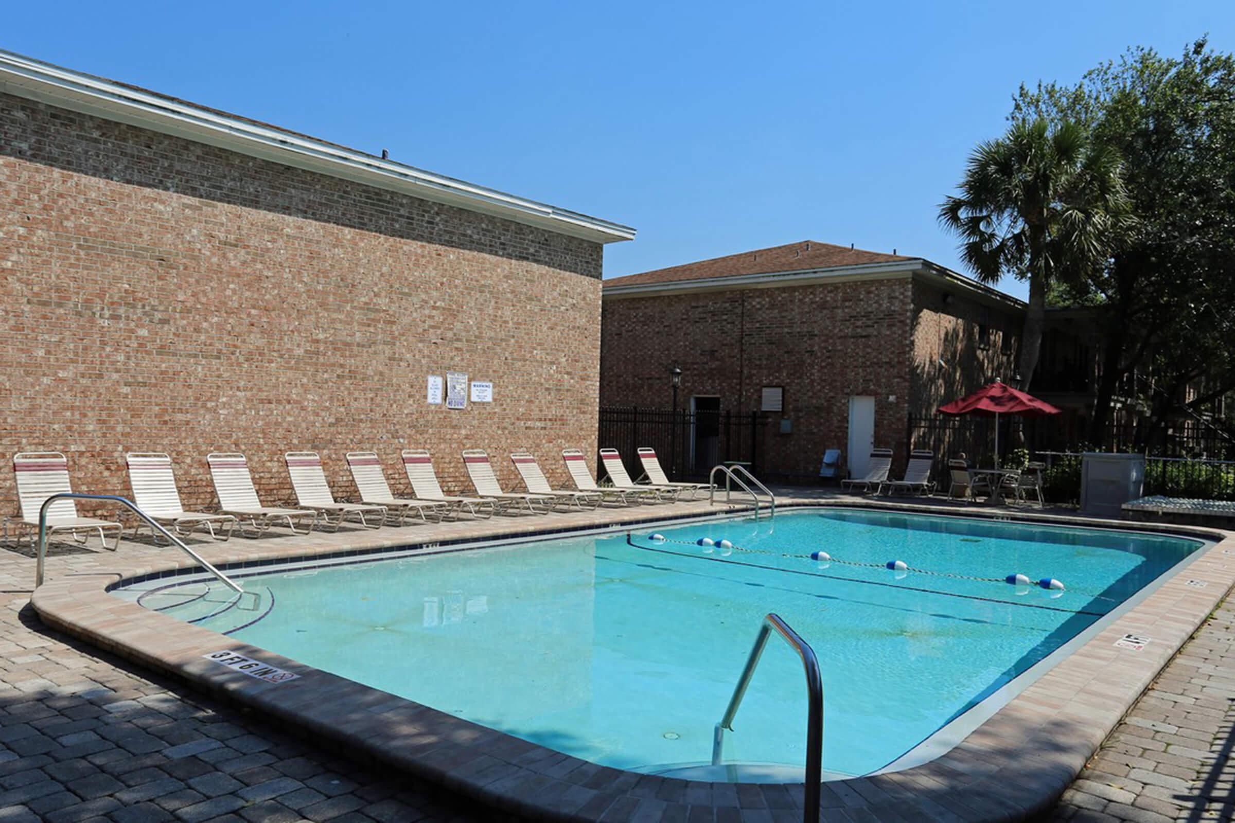 heritage-at-temple-terrace-apartments-temple-terrace-fl-building-photo (12).jpg