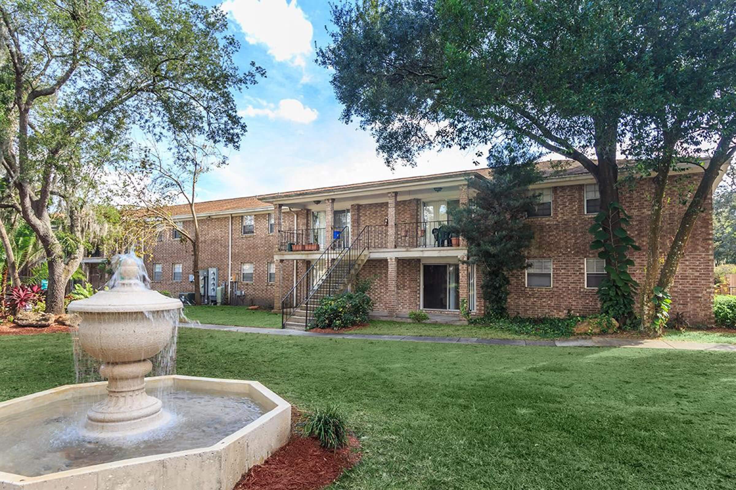 heritage-at-temple-terrace-apartments-temple-terrace-fl-building-photo (23).jpg