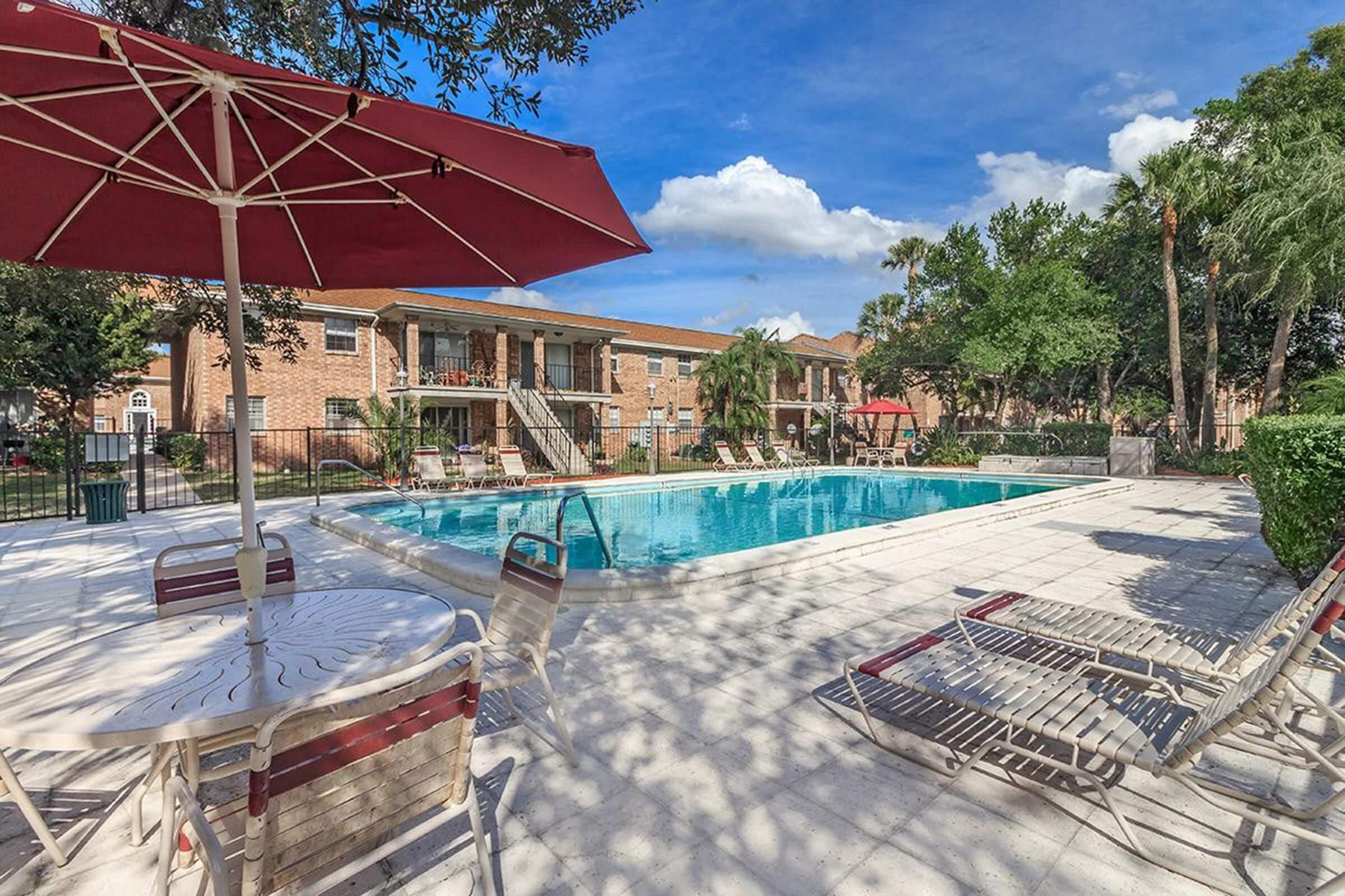 heritage-at-temple-terrace-apartments-temple-terrace-fl-building-photo (25).jpg