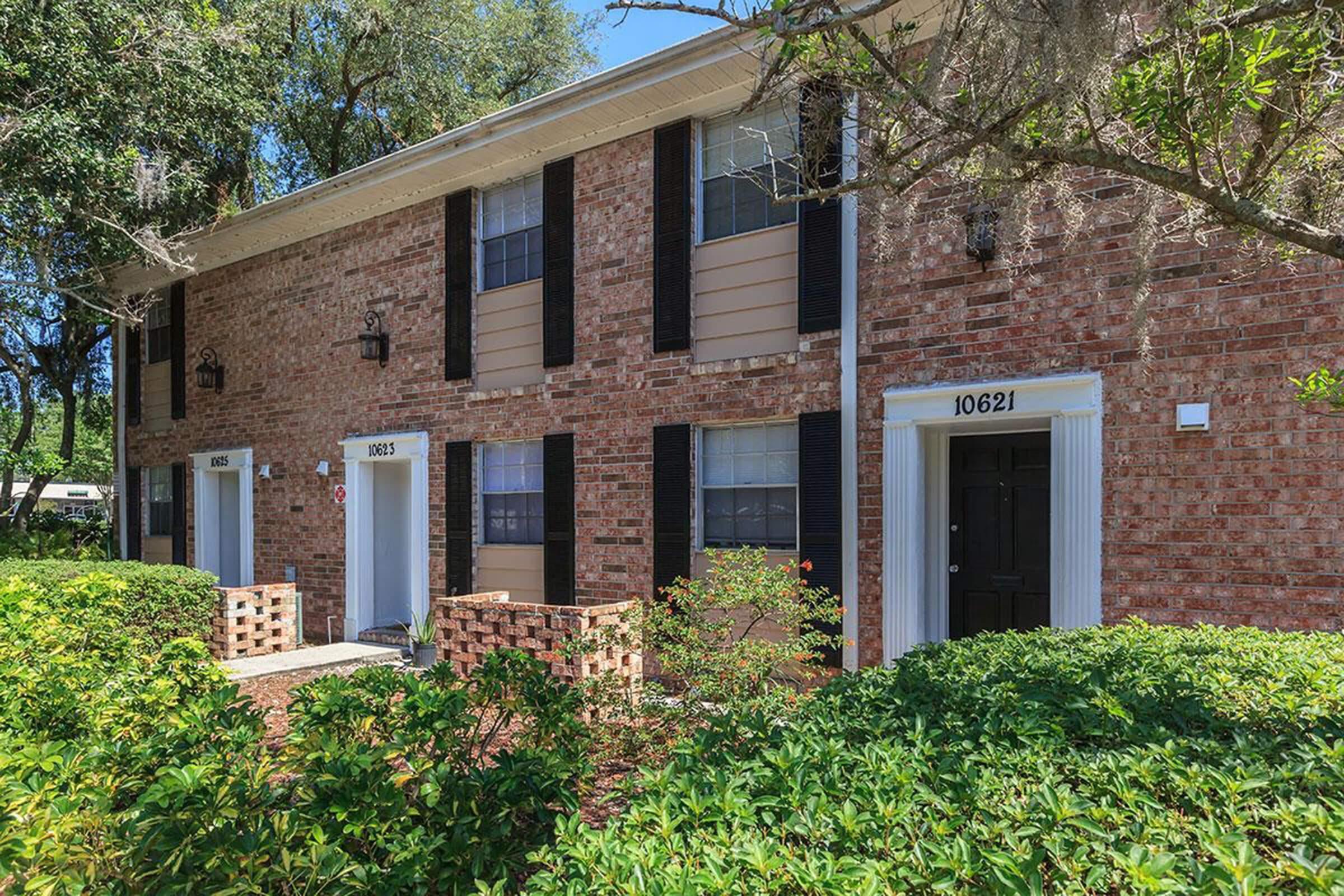 heritage-at-temple-terrace-apartments-temple-terrace-fl-building-photo (30).jpg