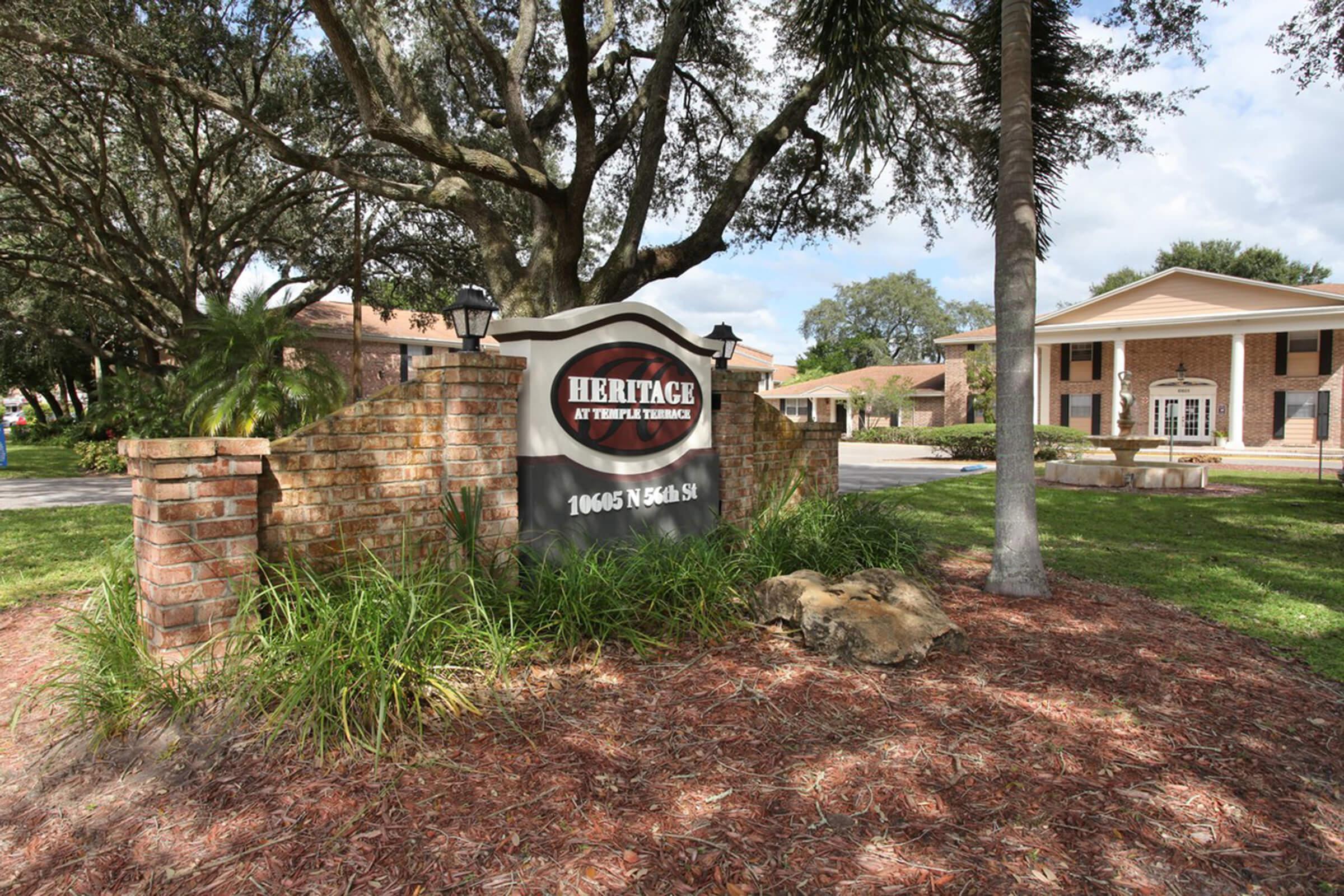 heritage-at-temple-terrace-apartments-temple-terrace-fl-building-photo (5).jpg