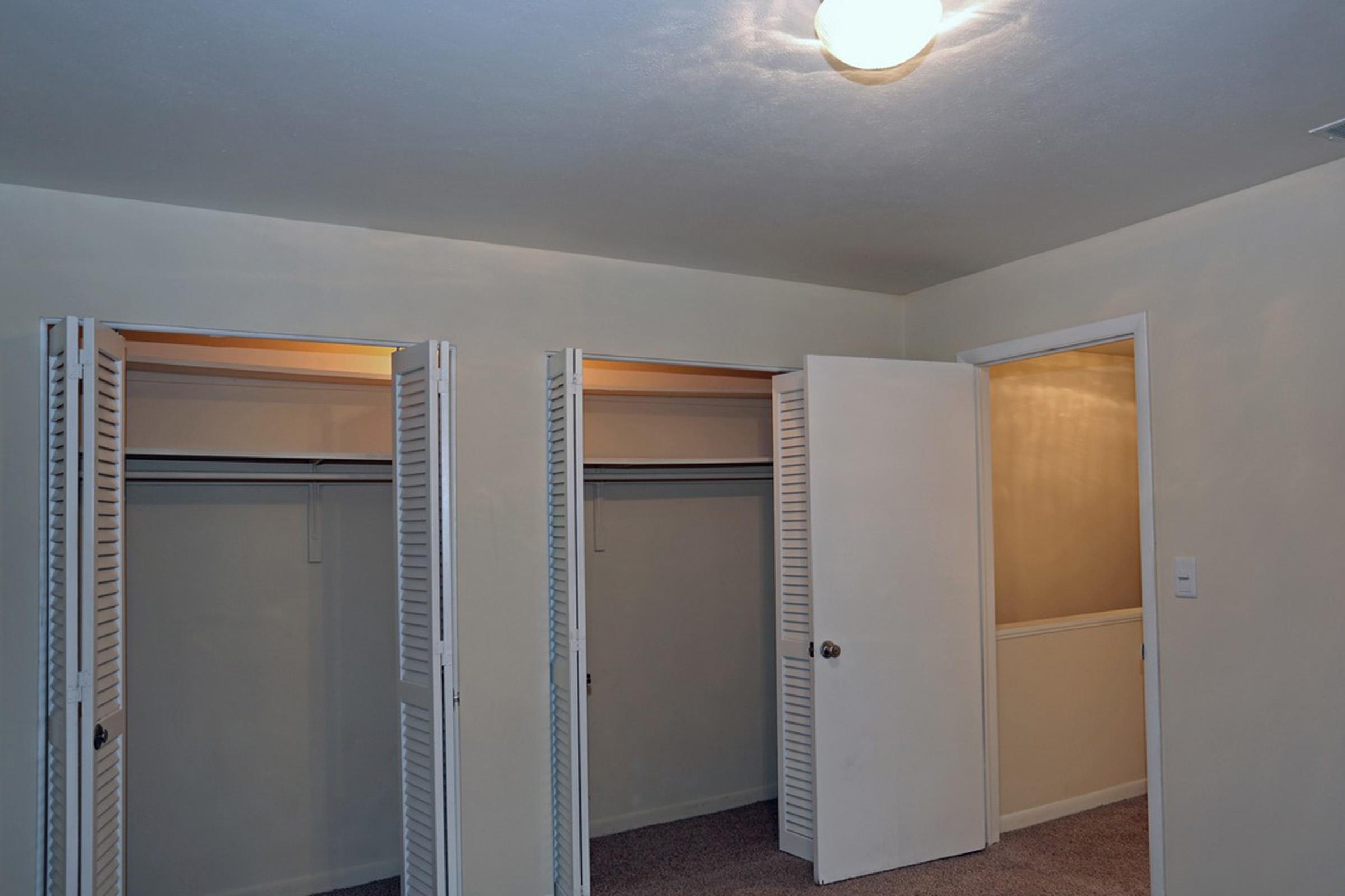 heritage-at-temple-terrace-apartments-temple-terrace-fl-interior-photo (12).jpg