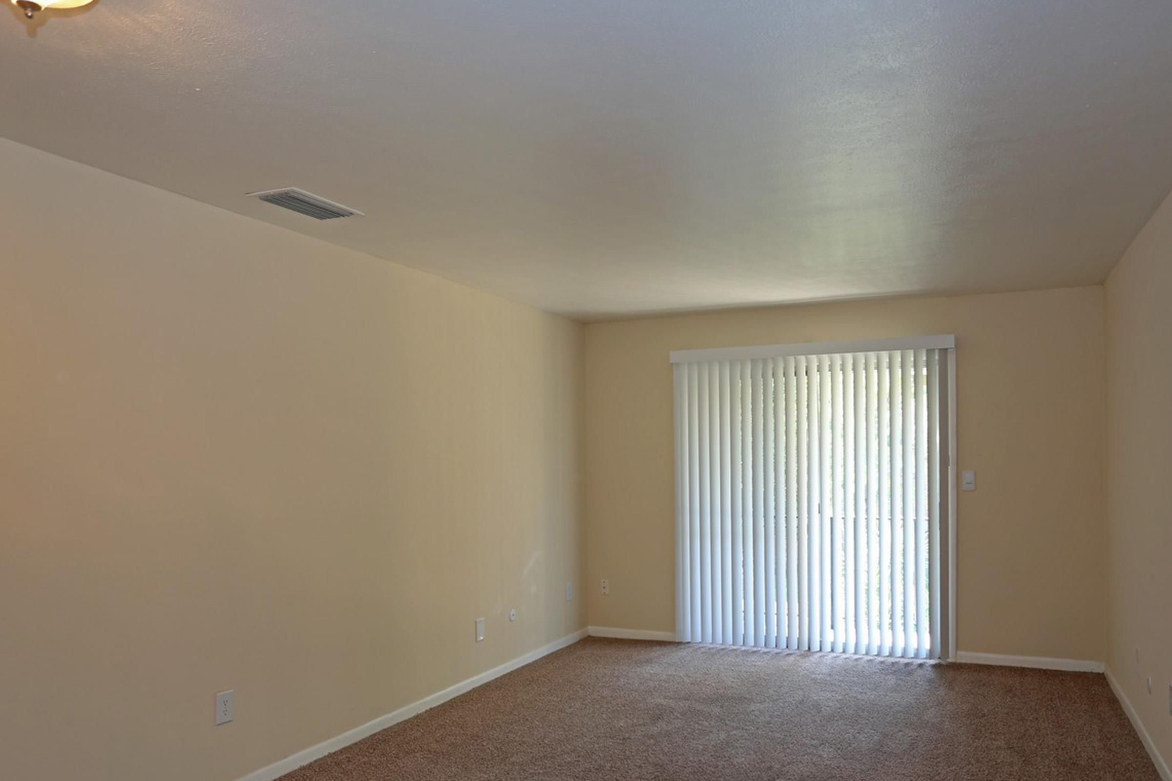 heritage-at-temple-terrace-apartments-temple-terrace-fl-interior-photo (15).jpg