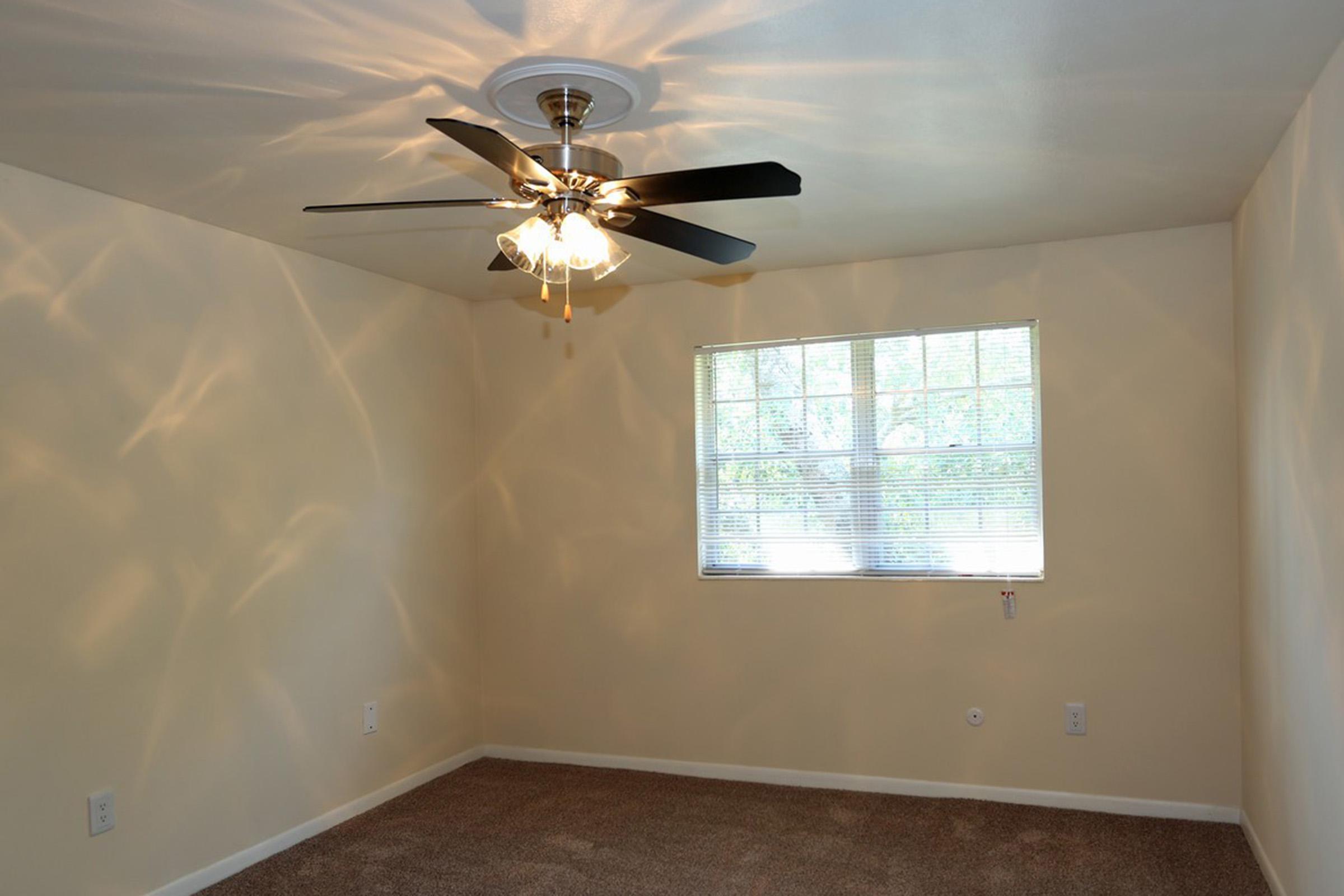 heritage-at-temple-terrace-apartments-temple-terrace-fl-interior-photo (18).jpg