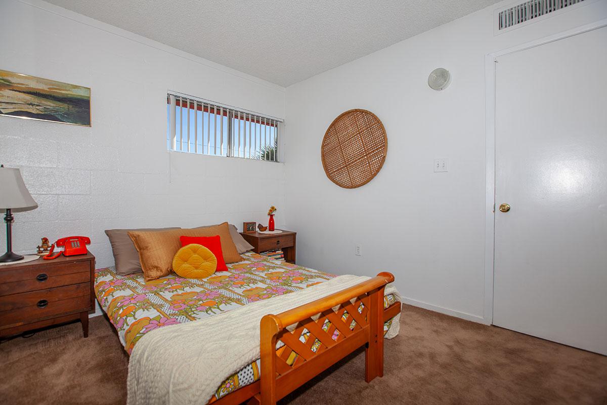 COZY BEDROOM AT THE PALMS APARTMENTS IN LAS VEGAS