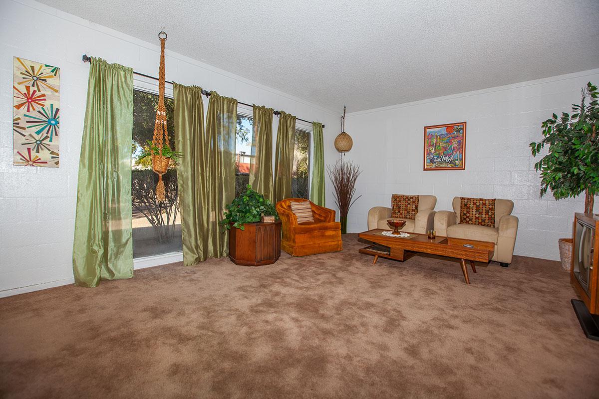 OPEN FLOOR PLANS AT THE PALMS APARTMENTS IN LAS VEGAS