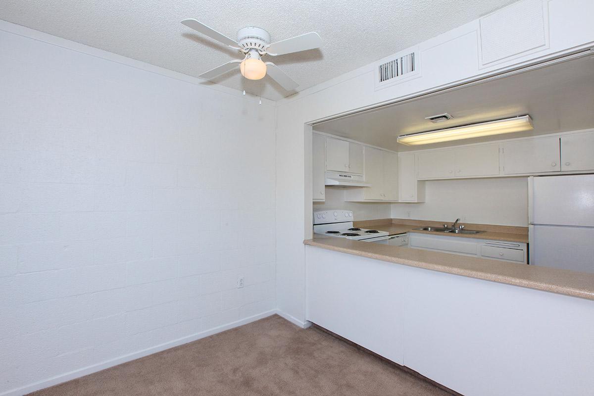 YOUR NEXT DINING ROOM AT THE PALMS APARTMENTS IN LAS VEGAS
