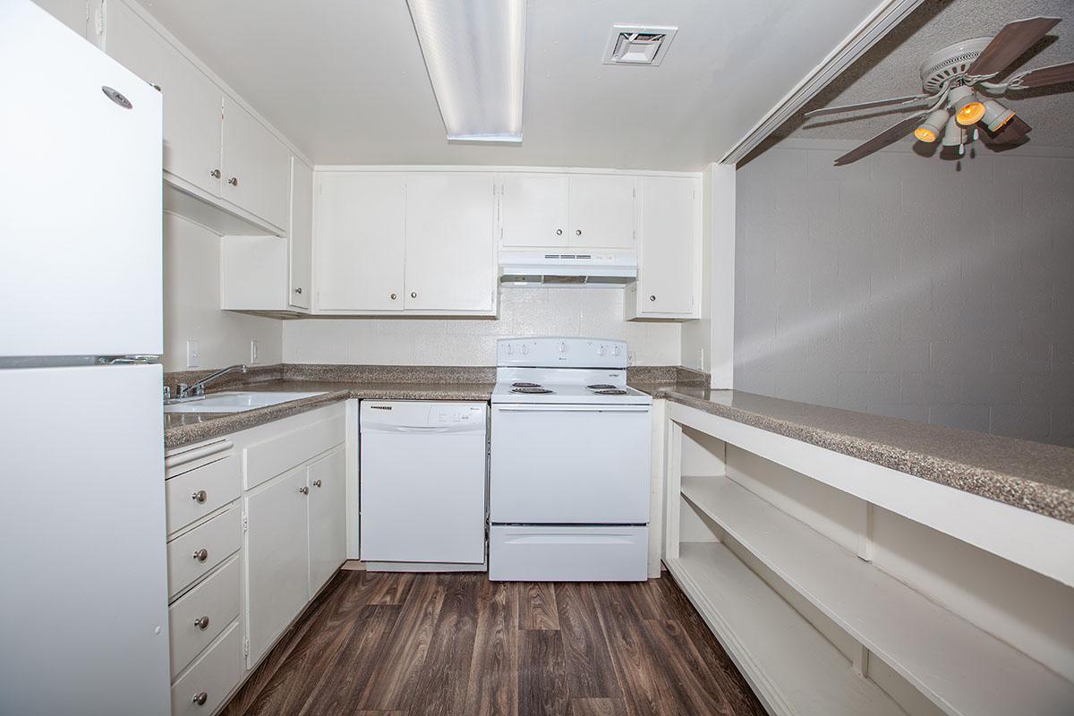 FULLY-EQUIPPED KITCHEN AT THE PALMS APARTMENTS IN LAS VEGAS