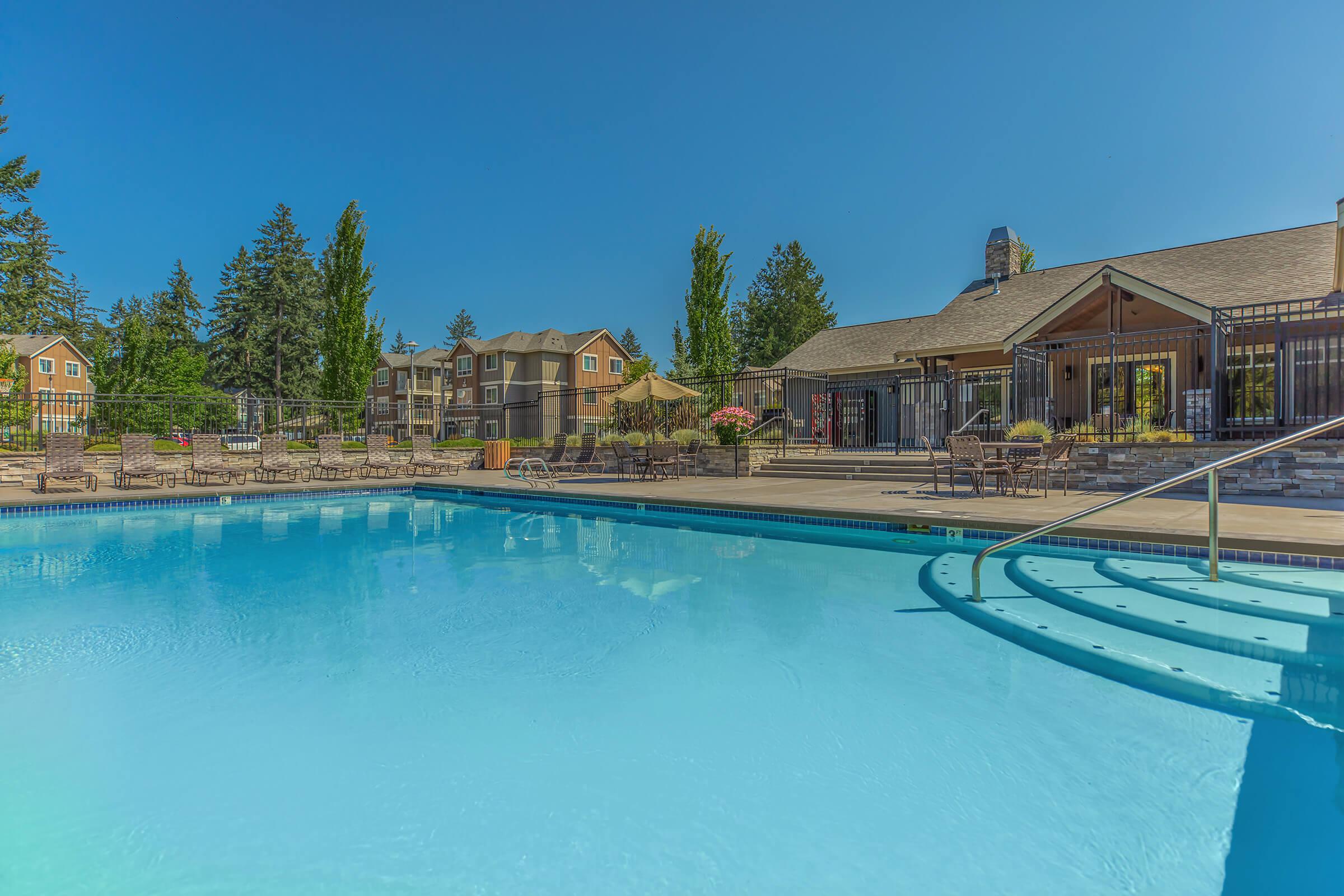 Creekside Village Apartments in Dupont, WA