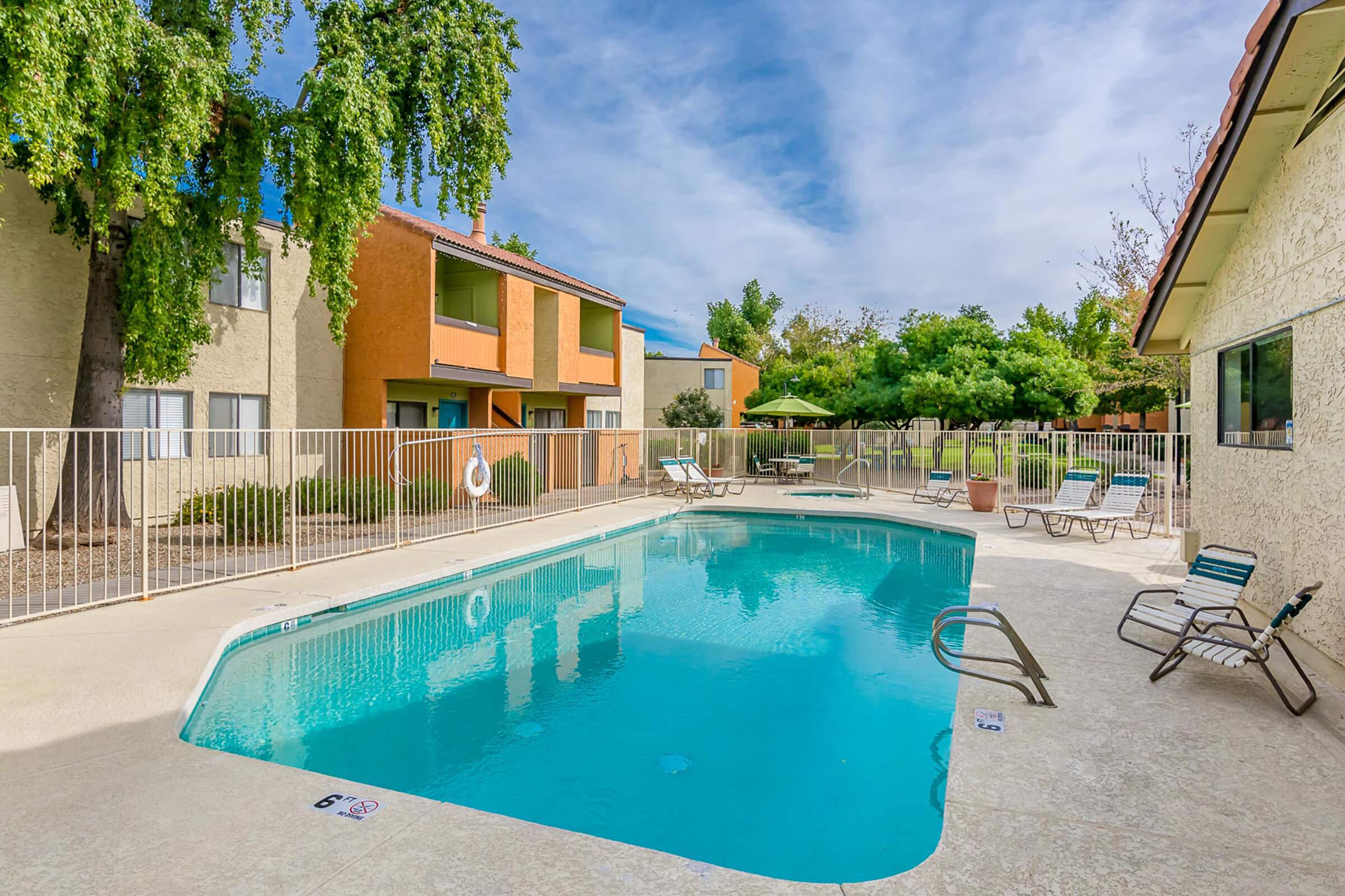Shimmering Swimming Pool - Eden Apartments - Tempe - Arizona