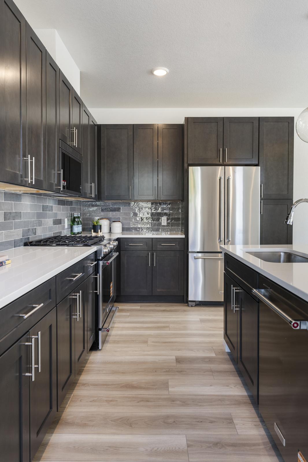 8 Oneida Kitchen
