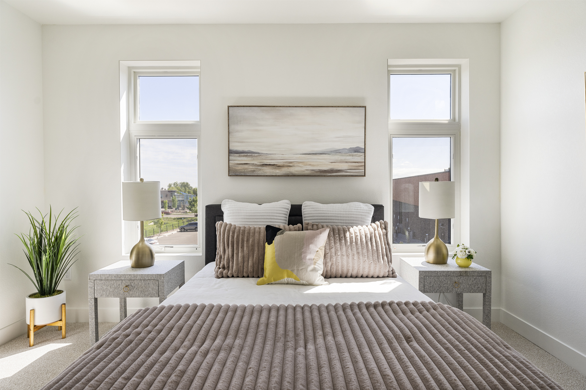 Oneida Side Primary Bed