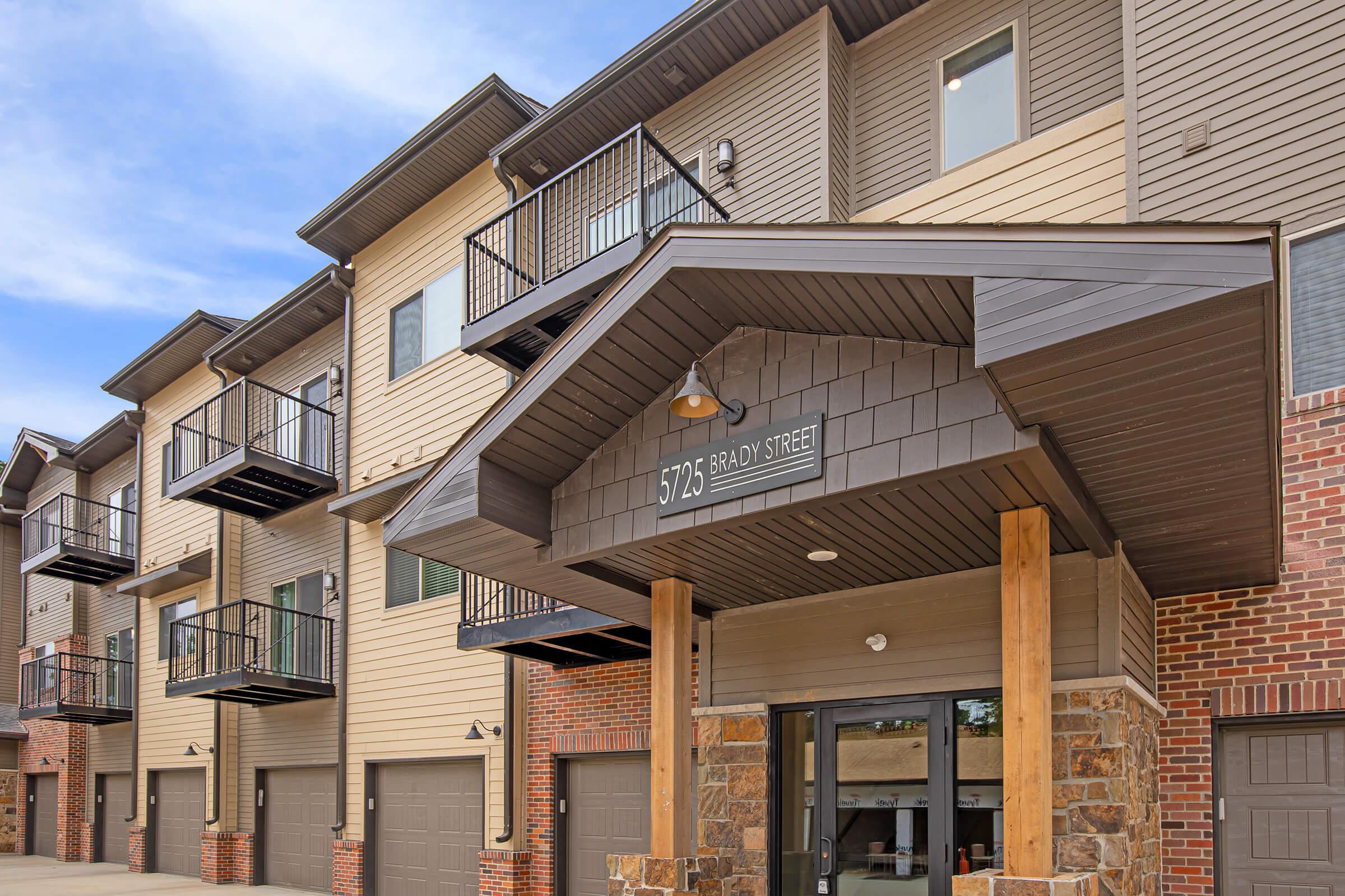 WELCOME HOME TO THE RESERVE AT CITY'S EDGE IN  DAVENPORT, IA
