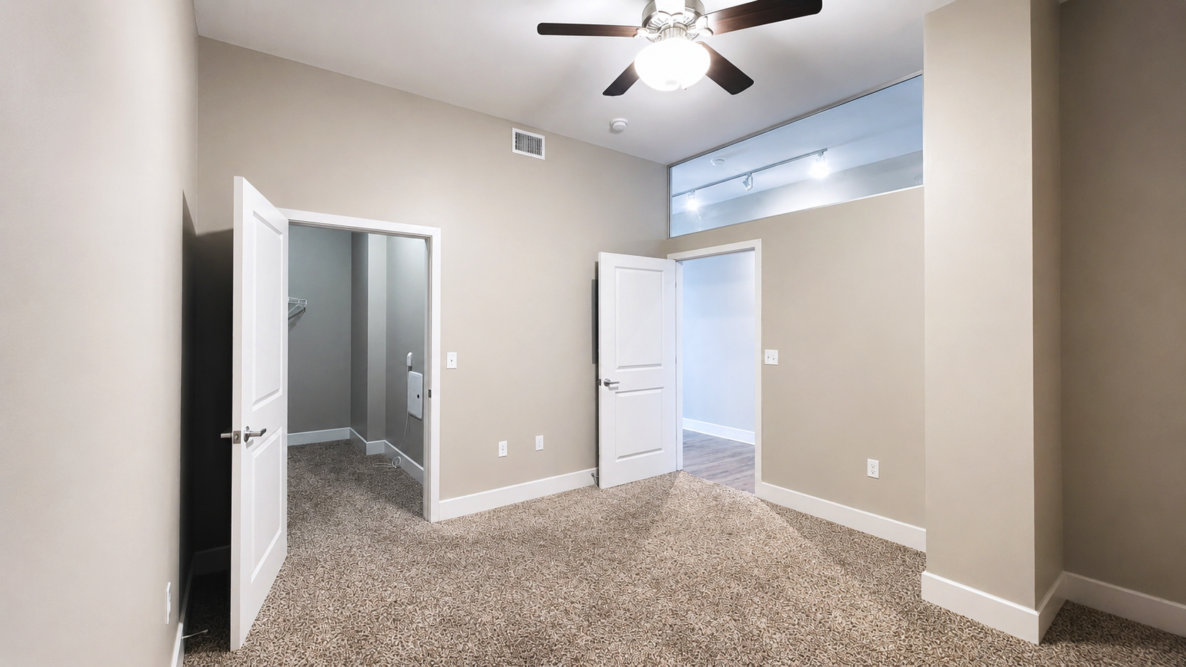 Heers 1 Bed 1 Bath 855 Bedroom 1
